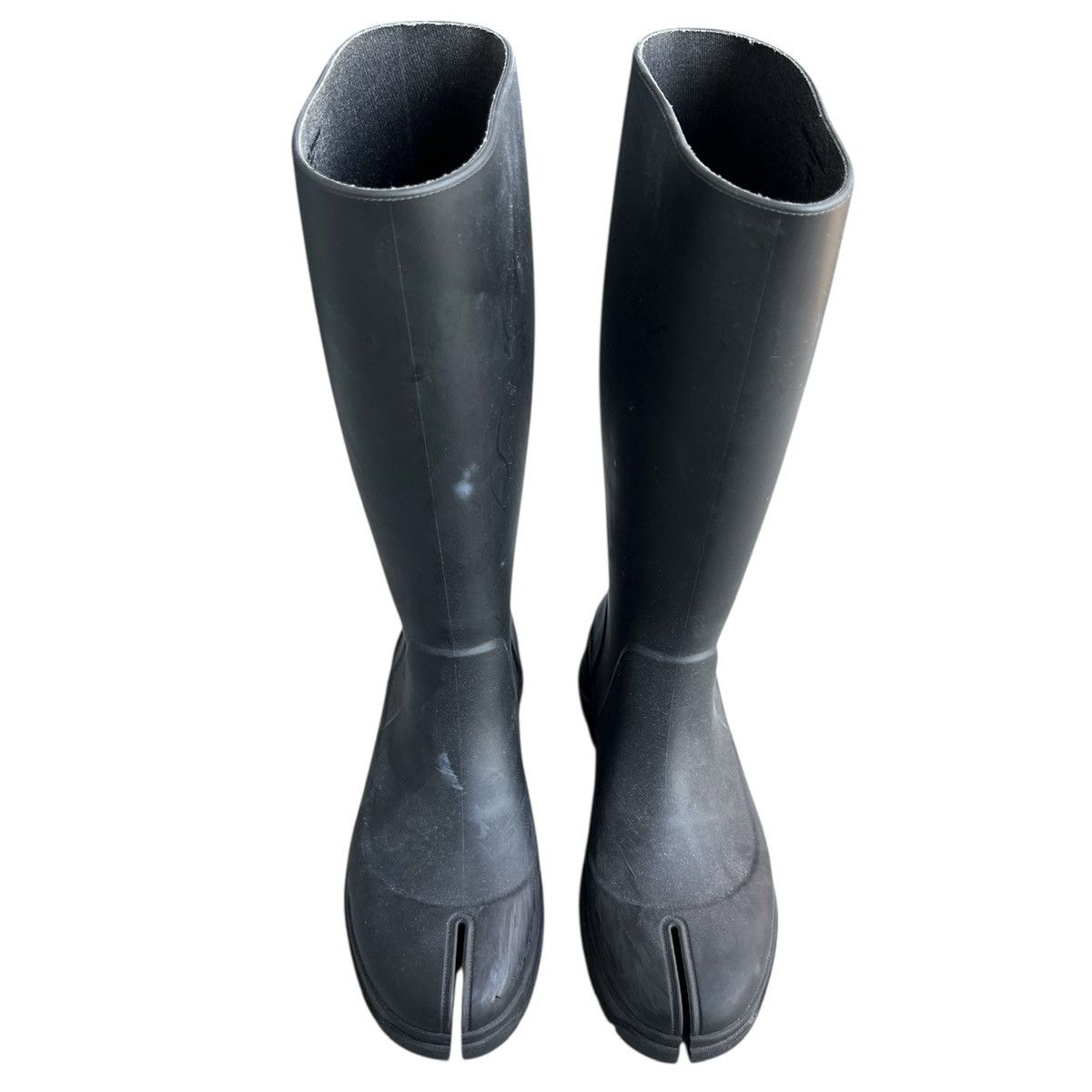 Maison Margiela Maison Margiela Tabi Rain Boots Size US 8 / EU 41 - 1 Thumbnail