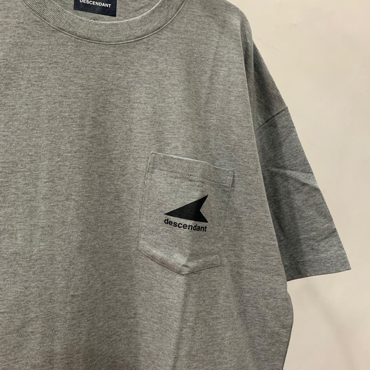 Descendant Descendants CTS Organic Cotton Crop SS - Grey Size US L / EU 52-54 / 3 - 2 Thumbnail