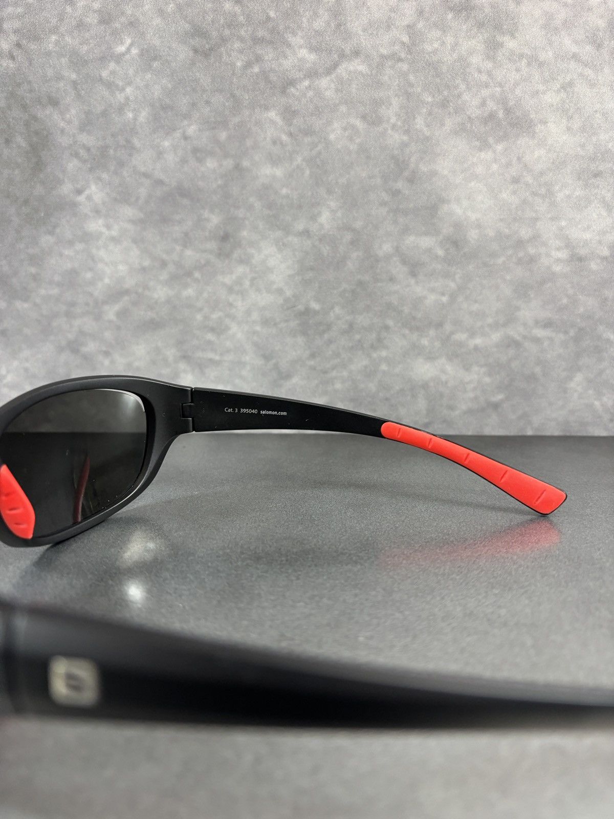 Salomon × Vintage 2000s Salomon Sunglasses Y2K Vintage Sport Wrap Case Italy Size ONE SIZE - 8 Thumbnail