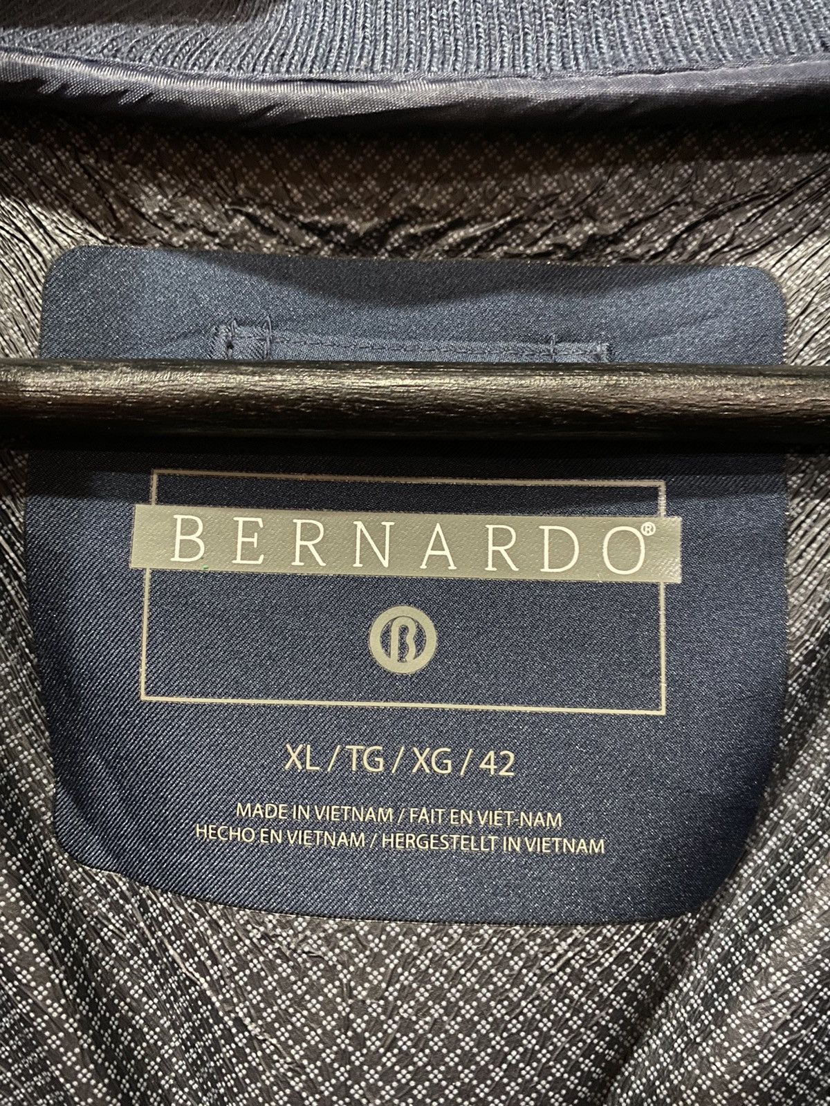 Designer Bernardo Lightweight Hooded Jacket Navy with Drawstring Size XL / US 12-14 / IT 48-50 - 7 Thumbnail