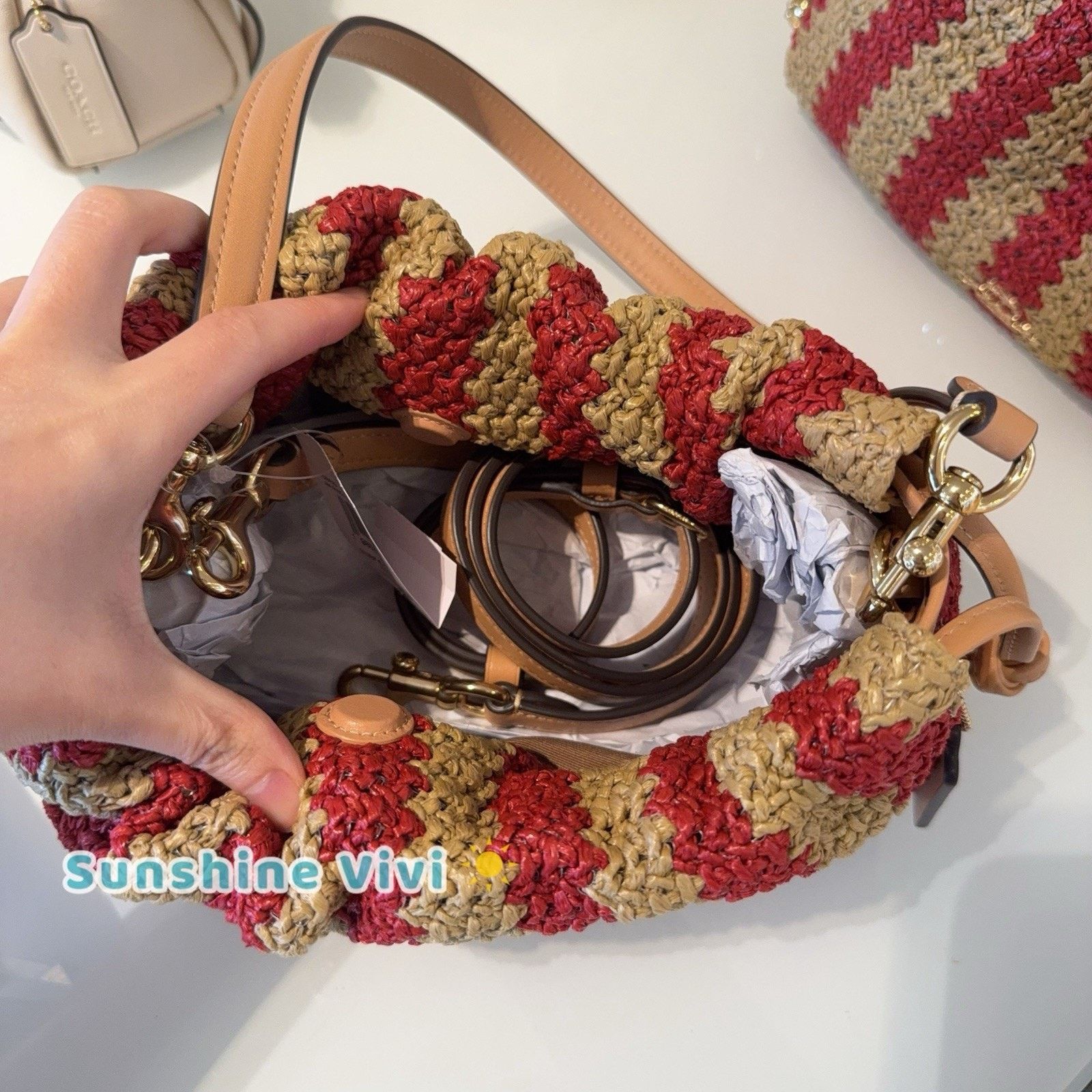 Coach NWT coach Faye Shoulder Bag Red/Tan Straw leather CER33 Size ONE SIZE - 6 Thumbnail
