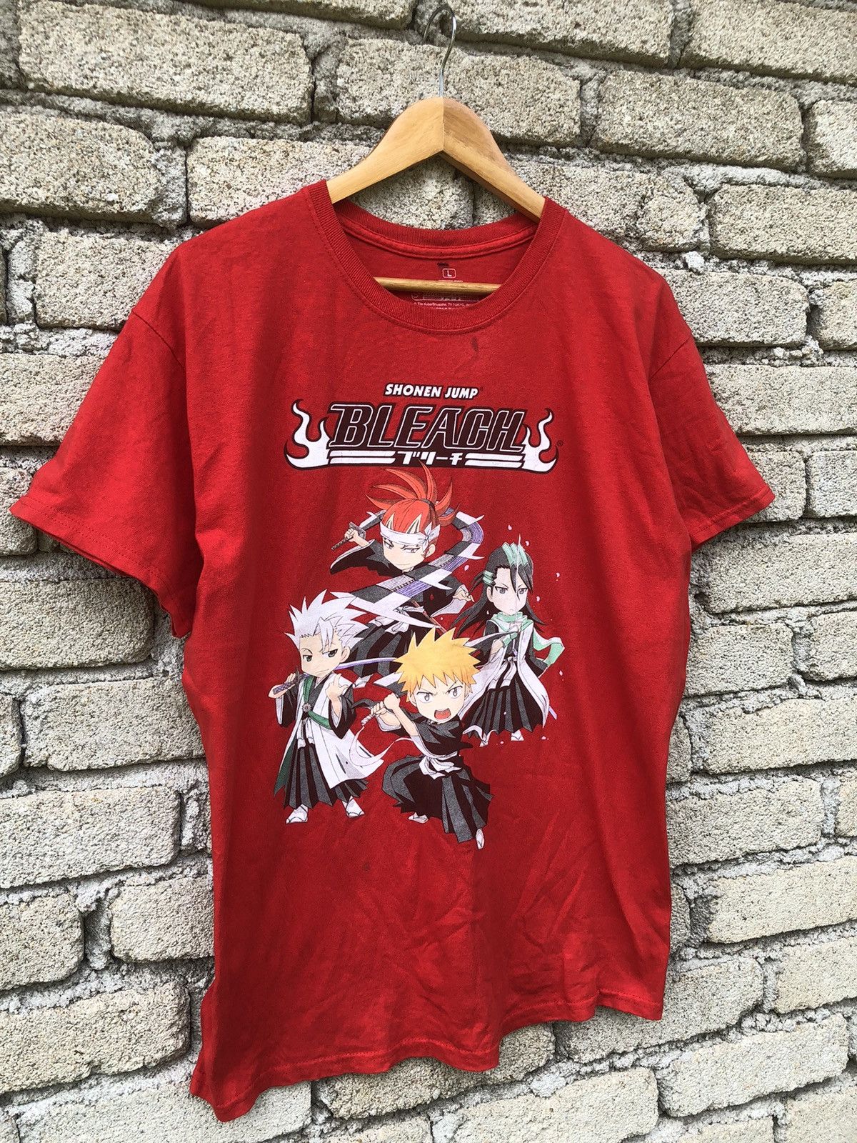 Anime × Ripple Junction × Vintage Vintage Y2K Anime BLEACH Shonen Jump Tshirt Size US L / EU 52-54 / 3 - 3 Thumbnail
