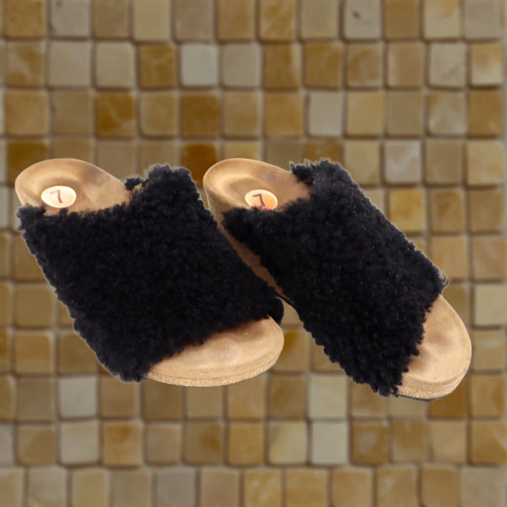 Birkenstock Birkenstock Papillio Namica Teddy Black Shearling Mules Sz 38 US 7 Slip-On Sandal Womens Size US 7 / IT 37 - 1 Thumbnail