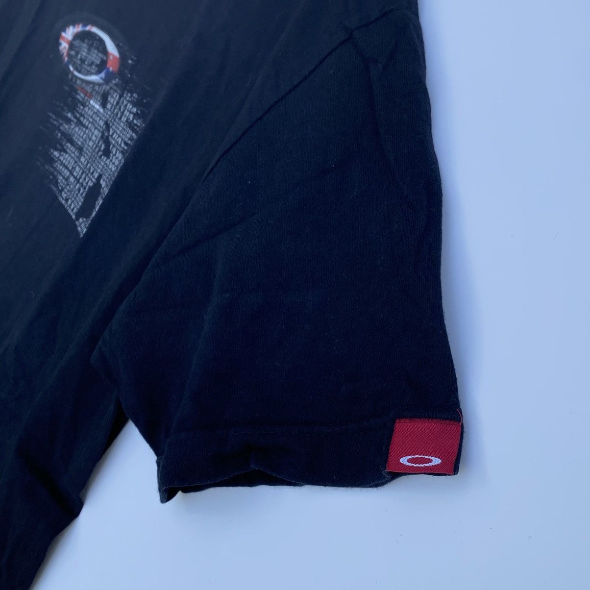 Oakley Vintage 1990s OAKLEY Hawaii T Shirt Black Size M Size US M / EU 48-50 / 2 - 7 Thumbnail