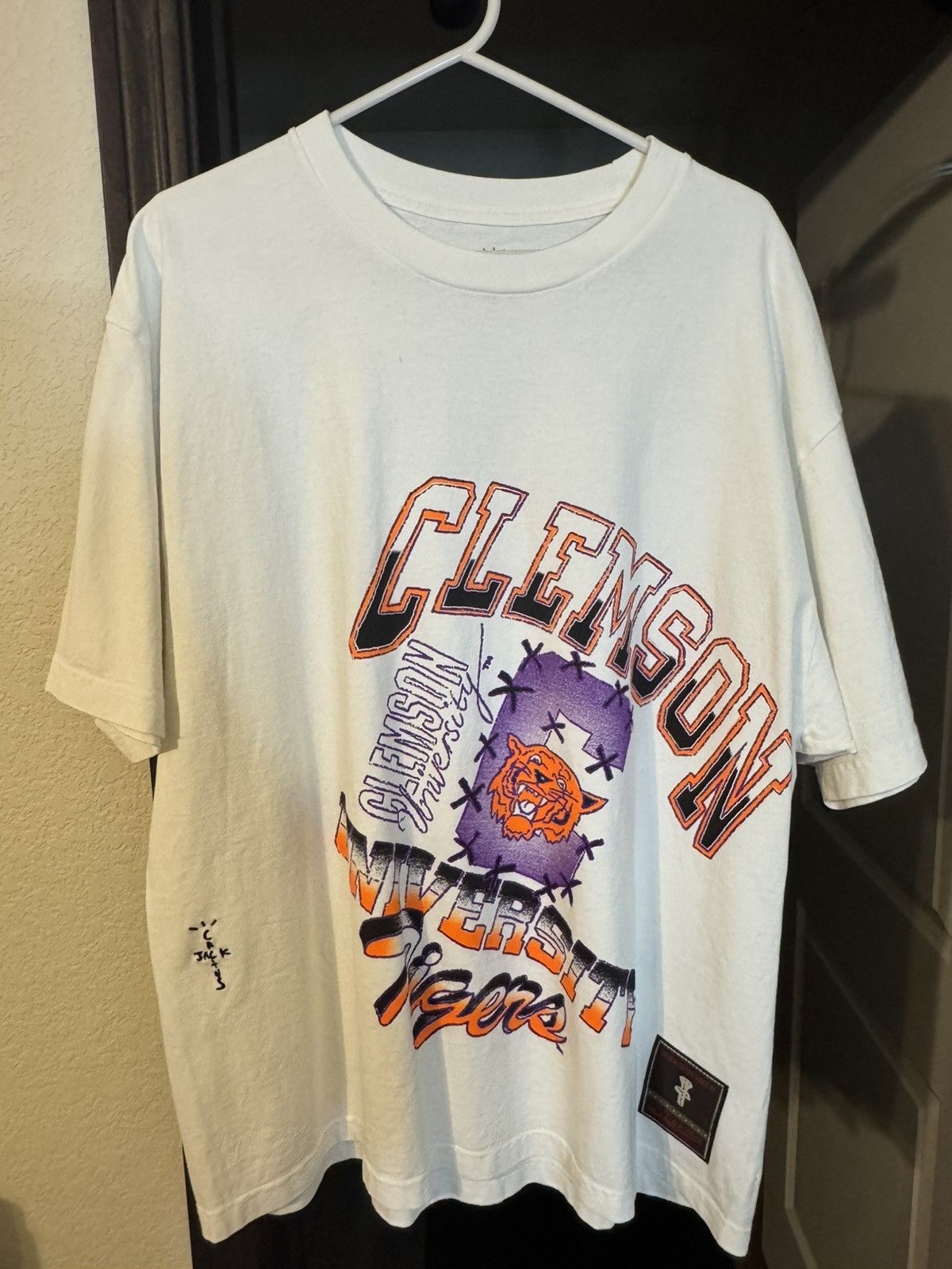 Mitchell & Ness × Travis Scott Travis Scott Tee Size US XL / EU 56 / 4 - 1 Thumbnail