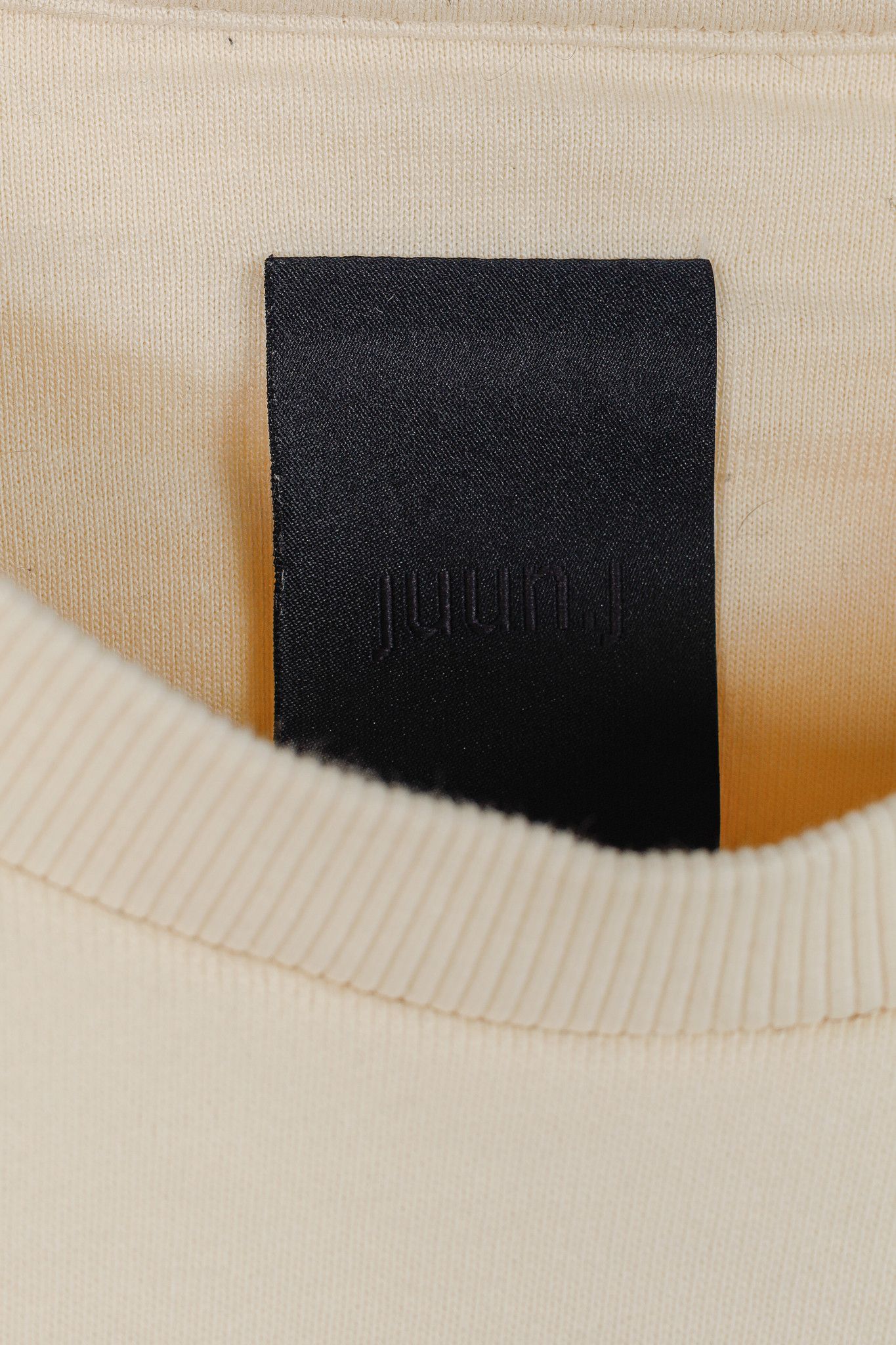 Juun.J JUUN.J Cream Cotton French-Terry Graphic Crewneck Sweatshirt Size US S / EU 44-46 / 1 - 4 Thumbnail