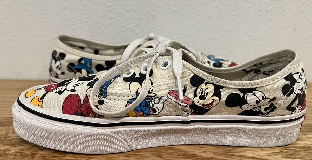 Disney × Vans Disney x Vans Mickey Mouse 90th Birthday Shoes Women’s 7 Size US 7 / IT 37 - 6 Thumbnail