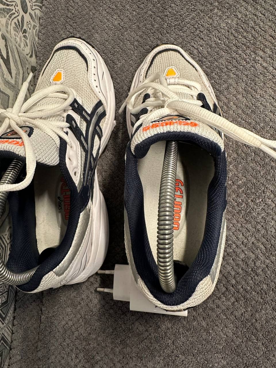 Asics ASICS GEL 1090 White Midnight – 37.5 (23.5 cm) – Stan 9/10 Size US 7.5 / IT 37.5 - 4 Thumbnail