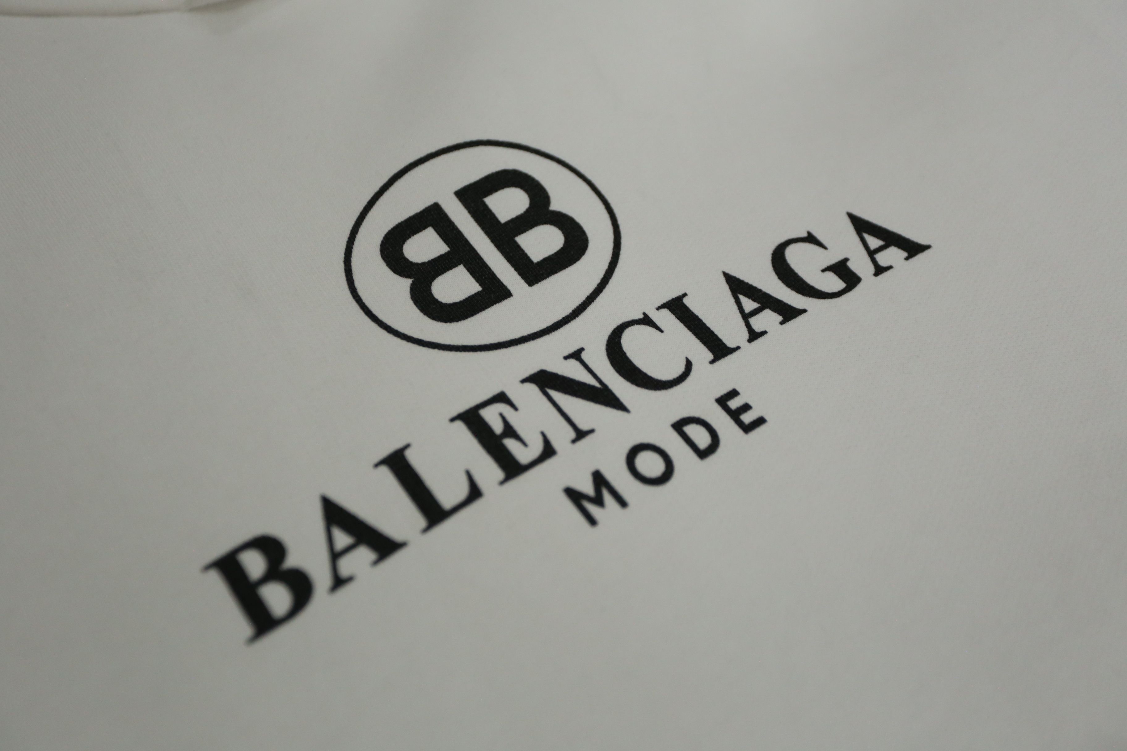 Balenciaga Balenciaga - S/S 18 - Balenciaga Mode Hoodie Size US S / EU 44-46 / 1 - 3 Thumbnail