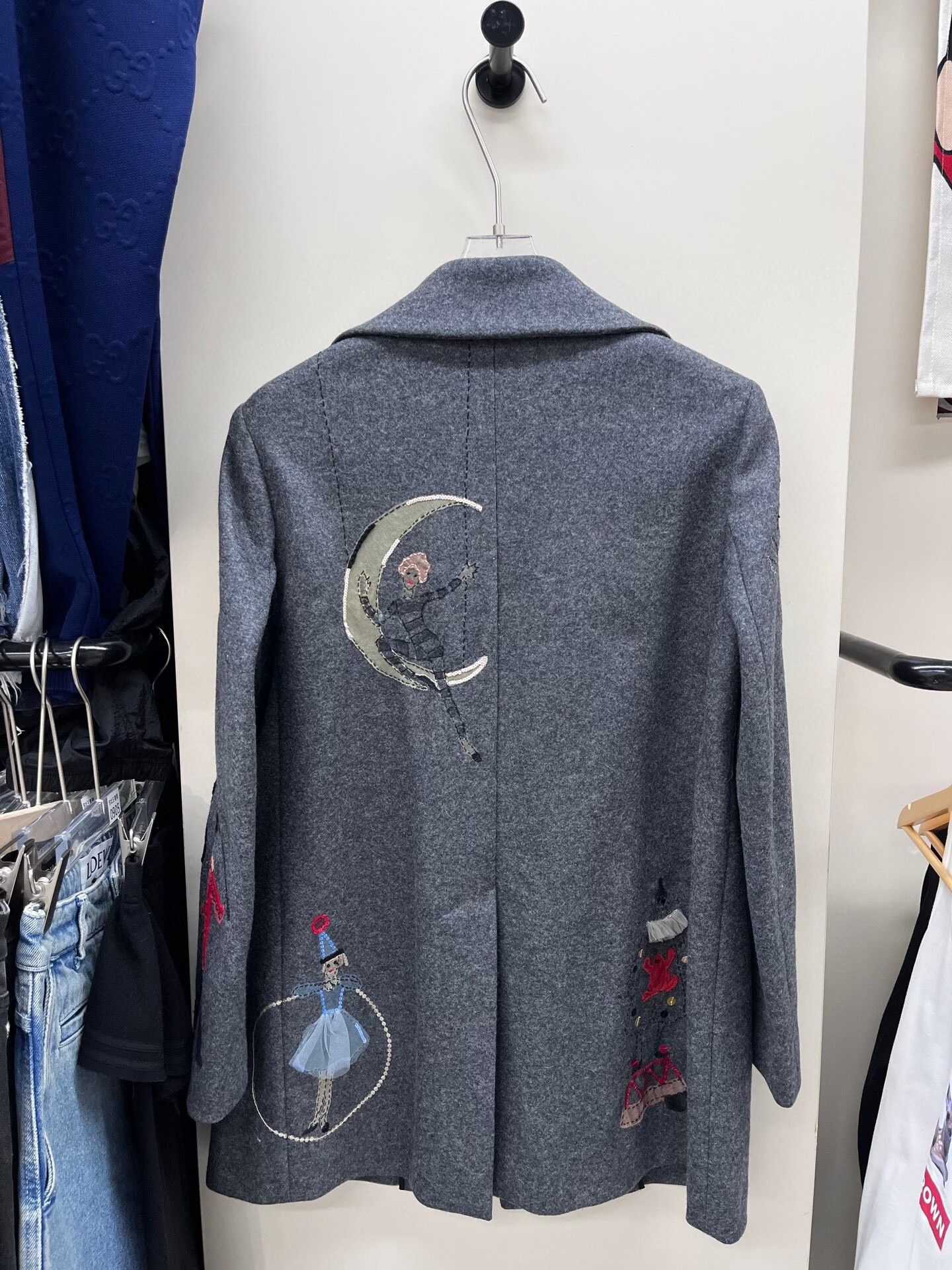 Valentino gray wool coat with embroidered details Size US M / EU 48-50 / 2 - 3 Thumbnail