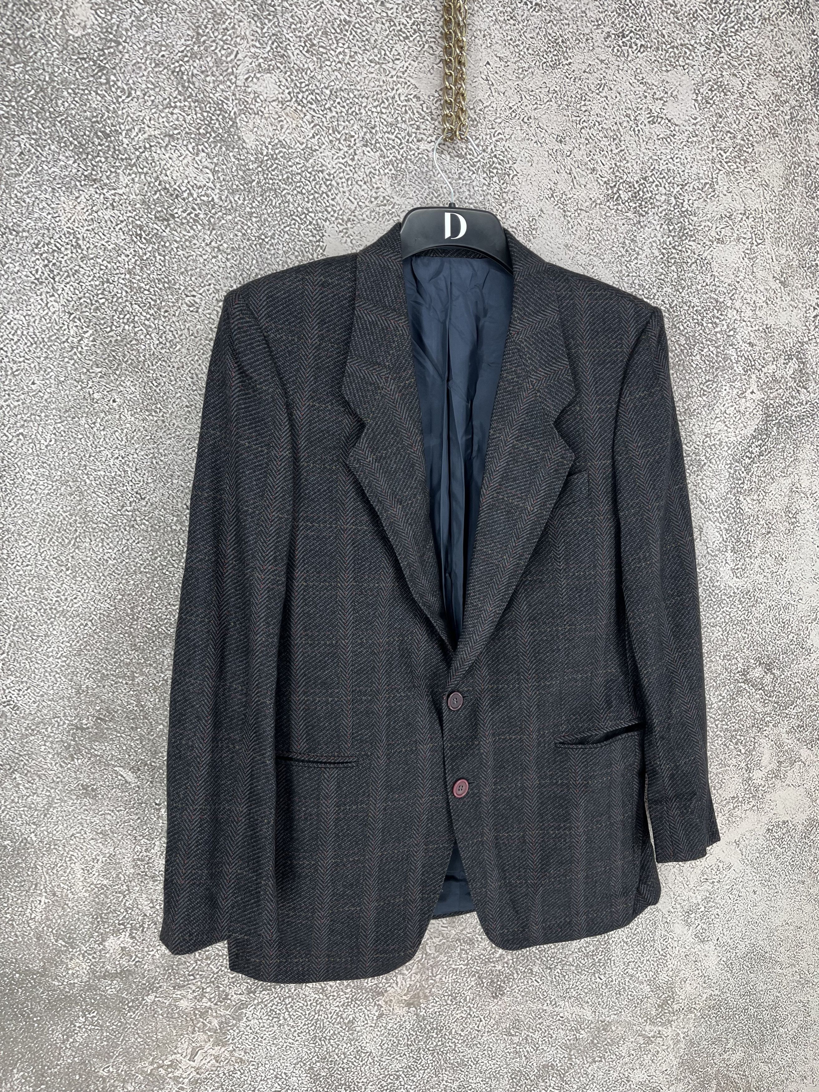 Hugo Boss Vintage Hugo Boss Paris Blazer — Two Button Classic Size 40S - 2 Thumbnail