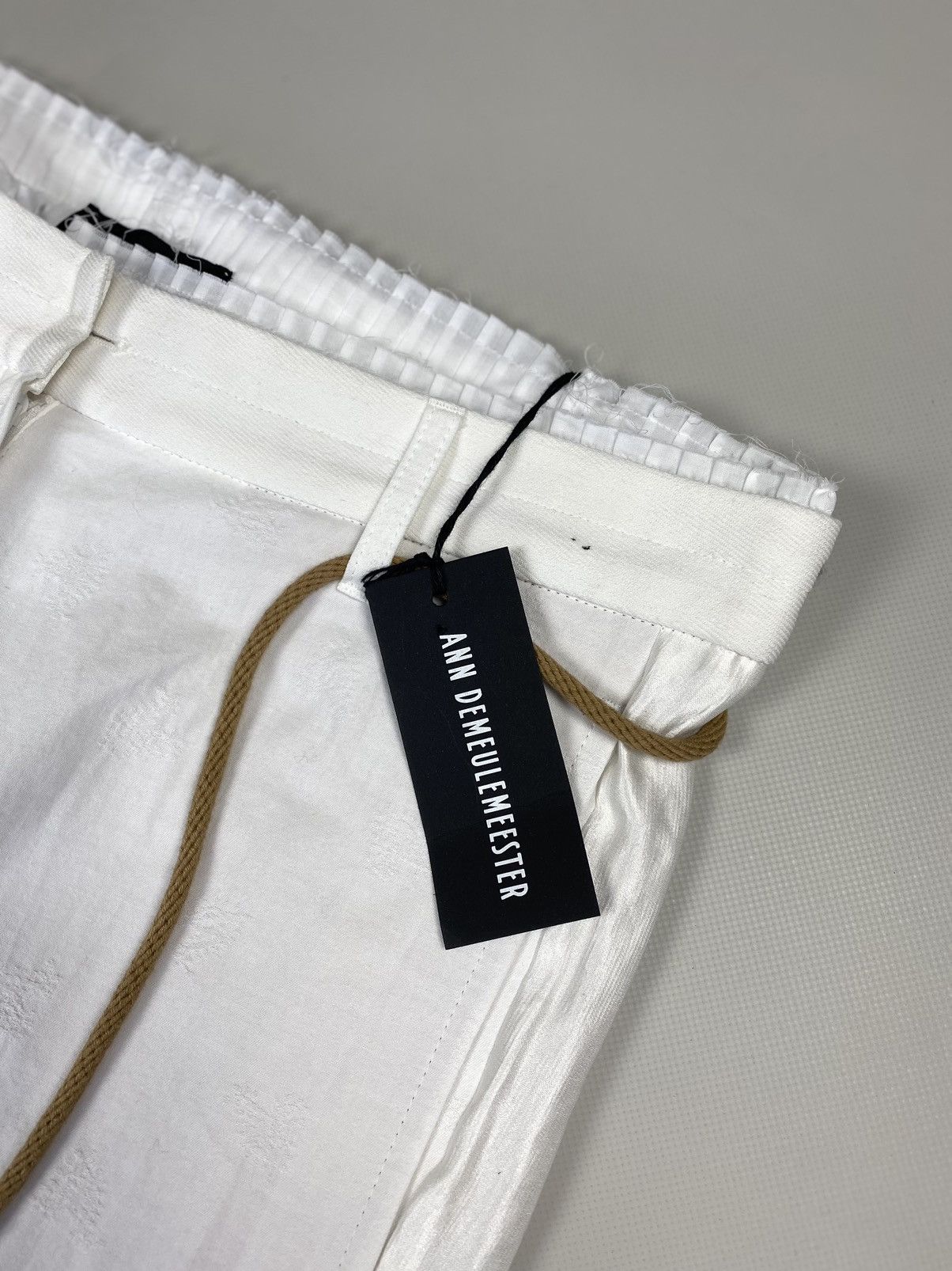 Ann Demeulemeester BNWT! Ann Demeulemeester cropped dress pants trousers Size 27" / US 4 / IT 40 - 12 Thumbnail