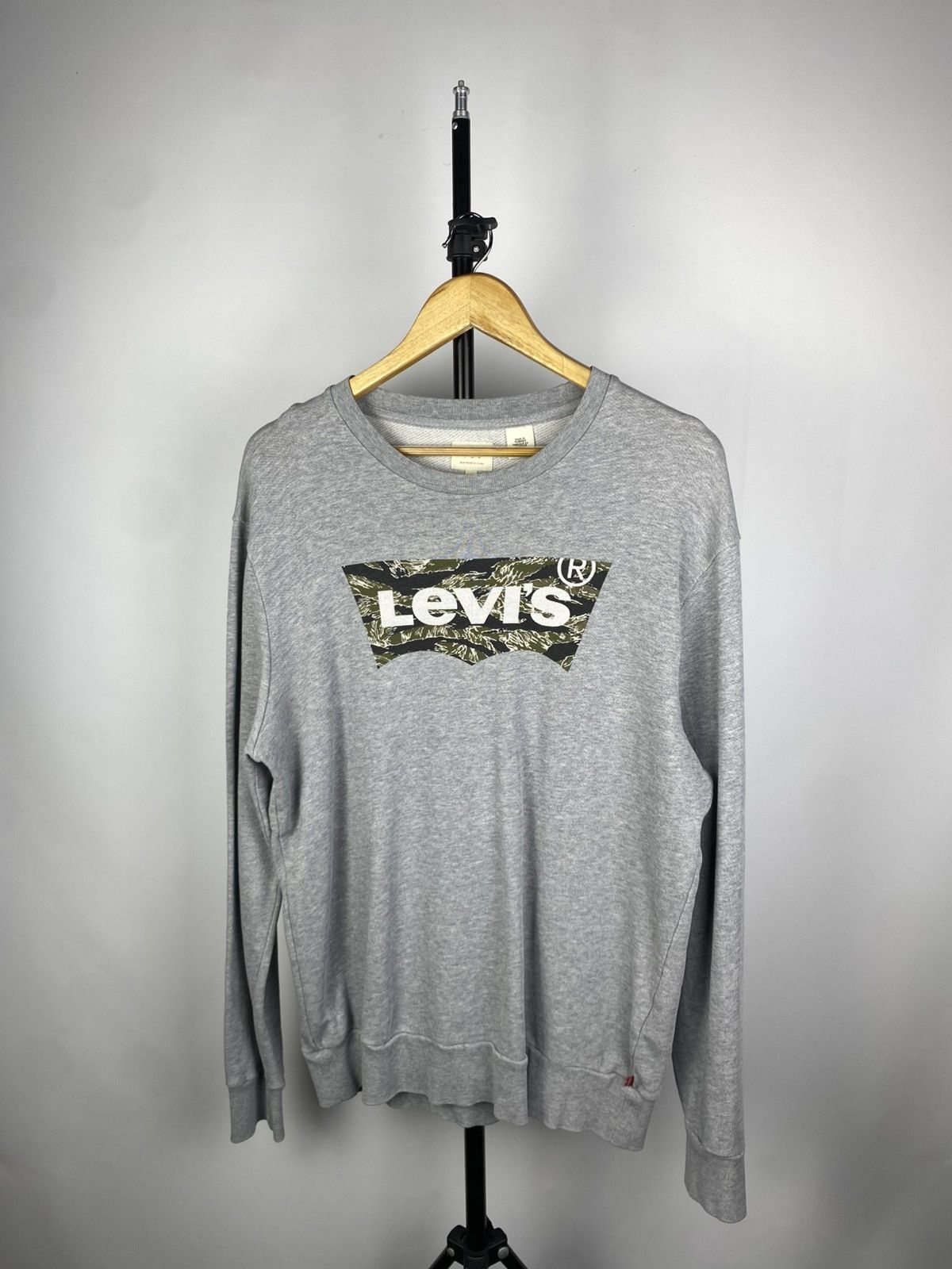 Levi's × Vintage Vintage 90s Levi’s Sweatshirt USA Big Camo Logo Size US M / EU 48-50 / 2 - 1 Thumbnail