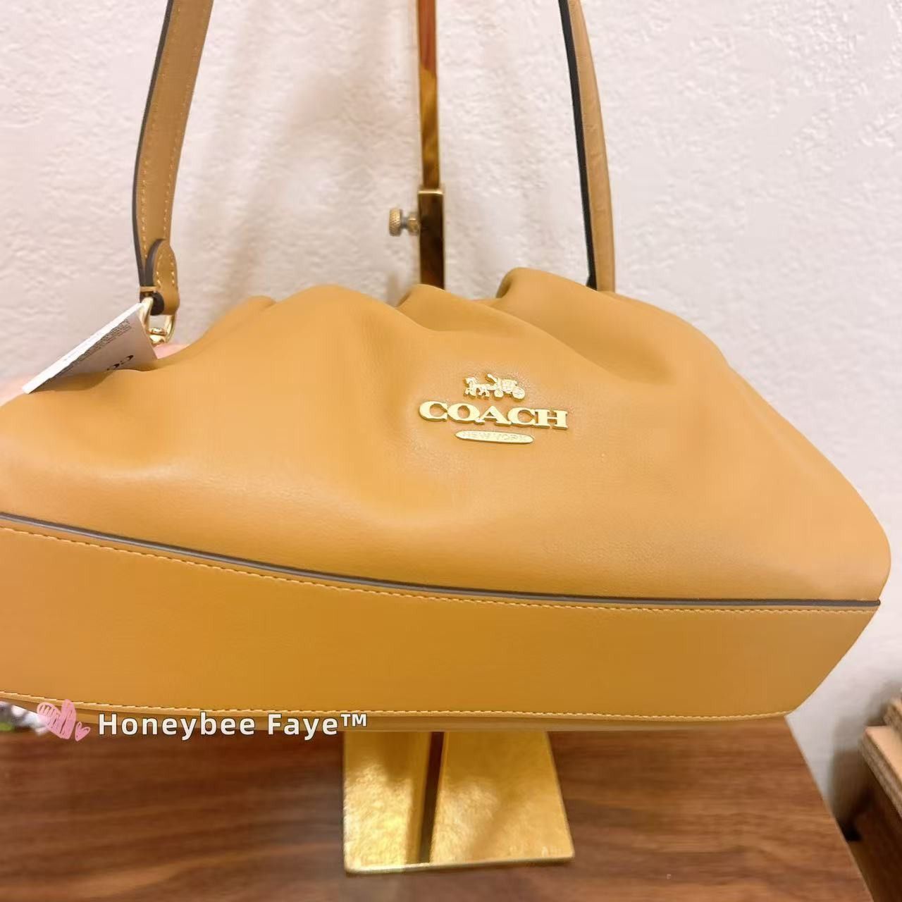 Coach Faye Shoulder Bag With Ruching CV529 Size ONE SIZE - 6 Thumbnail