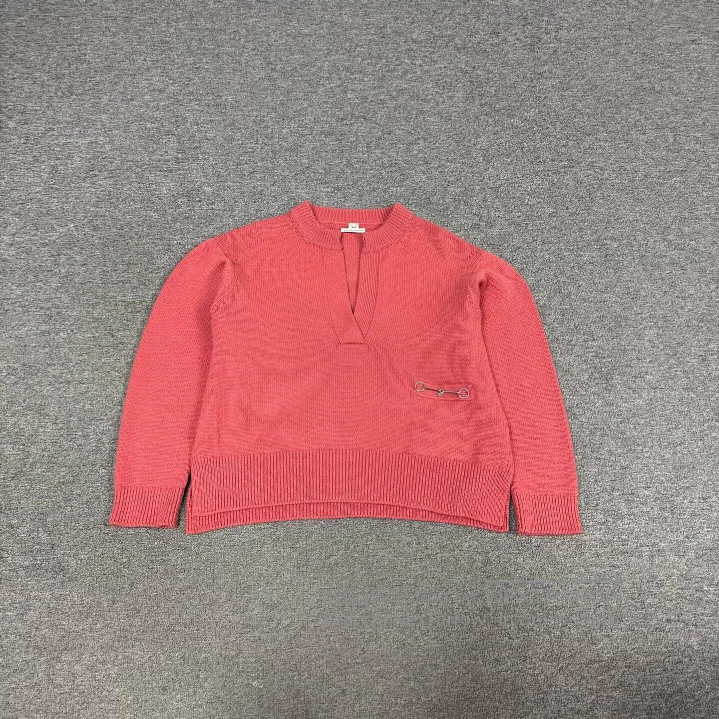 Hermes Hermes Horsebit buckle cashmere V-neck sweater| Size M / US 6-8 / IT 42-44 - 1 Thumbnail