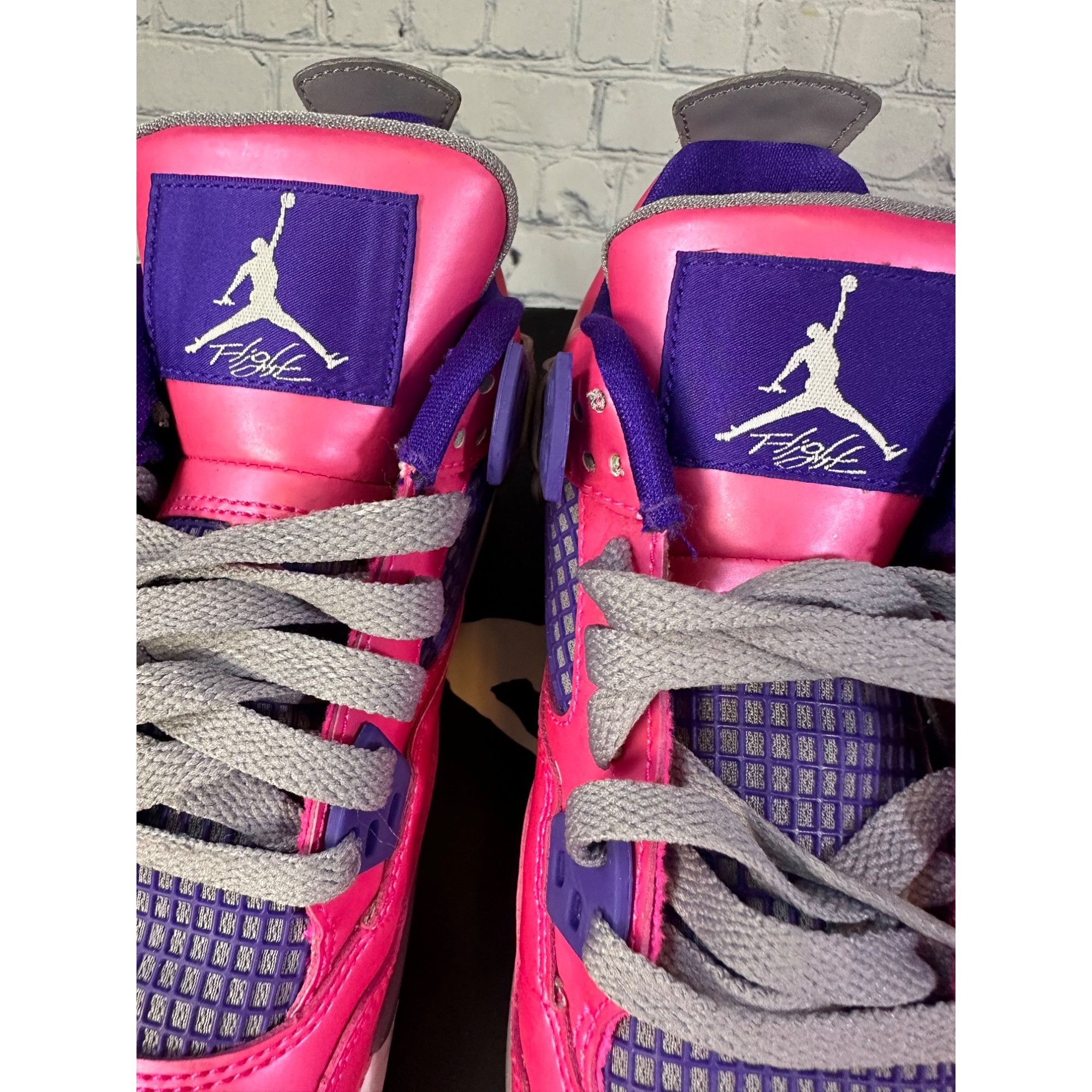 Jordan Brand × Nike Nike Air Jordan 4 Retro GS Size US 7 / IT 37 - 8 Thumbnail