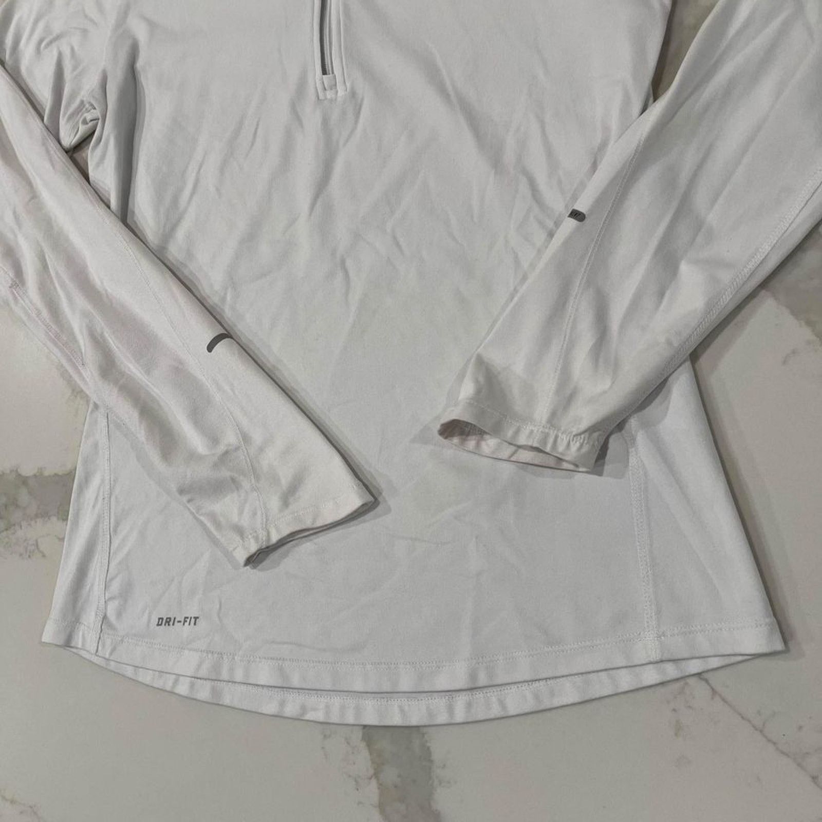 Nike Nike Dri Fit 1/4 Zip Pullover Activewear Top Women's Small Size S / US 4 / IT 40 - 2 Thumbnail