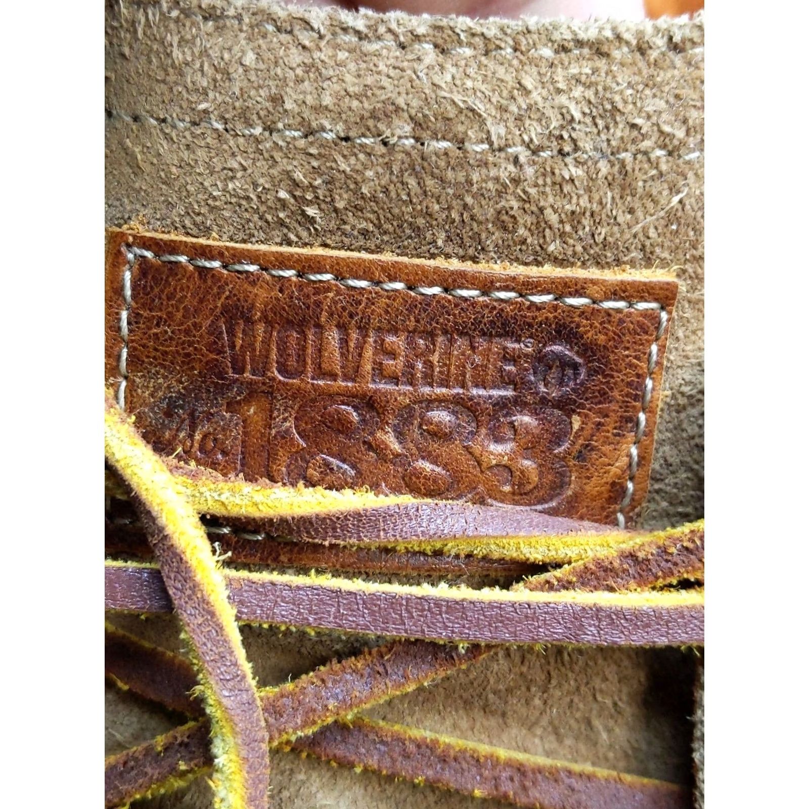 Vintage Wolverine 1883 Chukka Boots Mens 10.5 Brown Suede Crepe Sole Casual Shoes Size US 11 / EU 44 - 3 Thumbnail