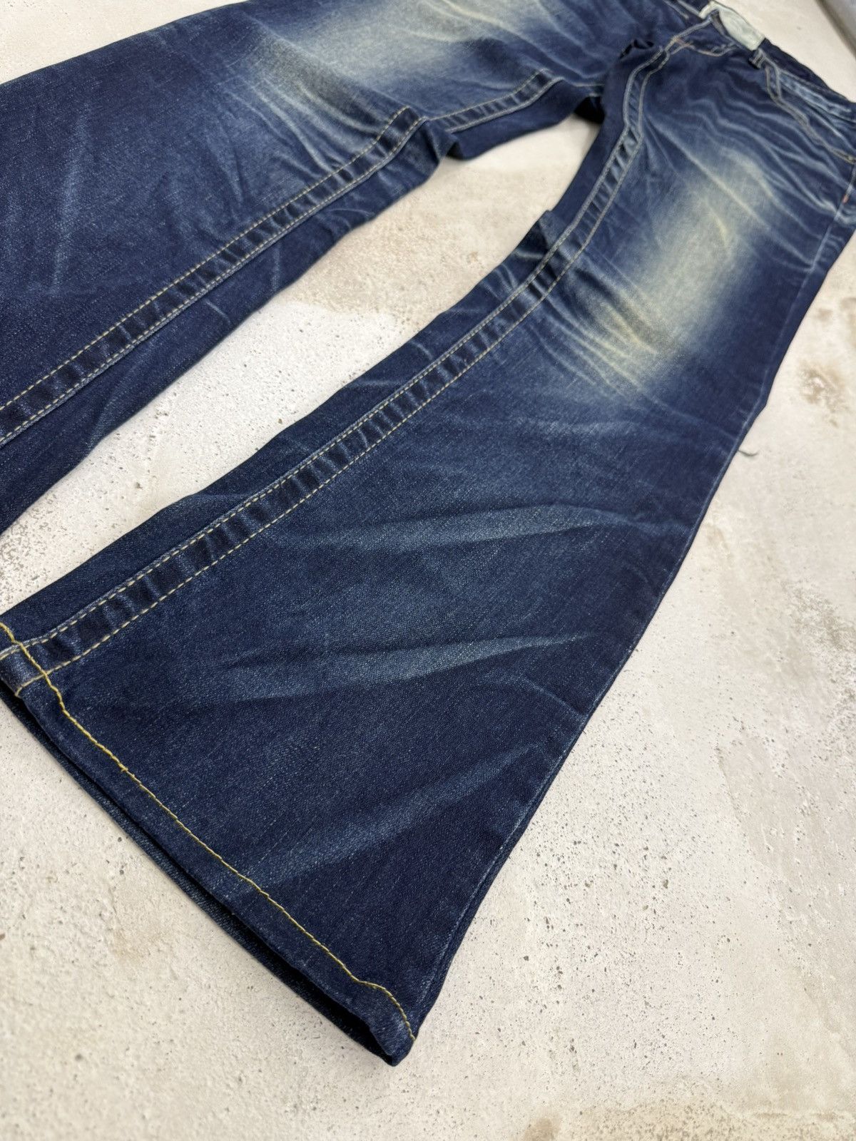 Japanese Brand × Tornado Mart Lolita Japan Claw Mark Leather Trimmed Pocket Flare Jeans Size US 29 - 8 Thumbnail