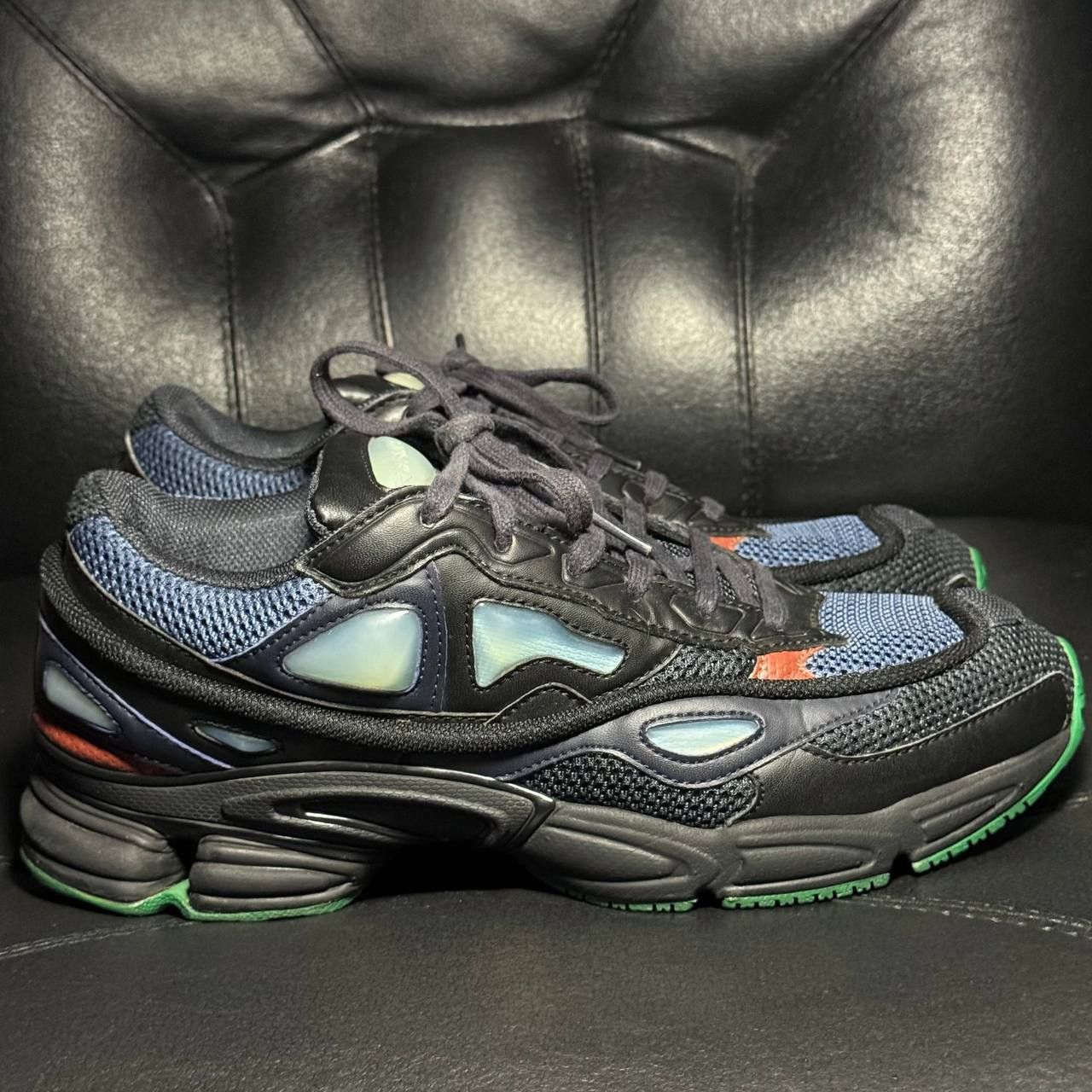 Adidas × Raf Simons 8us Adidas Raf Simons Ozweego Night Marine Size US 8 / EU 41 - 1 Thumbnail