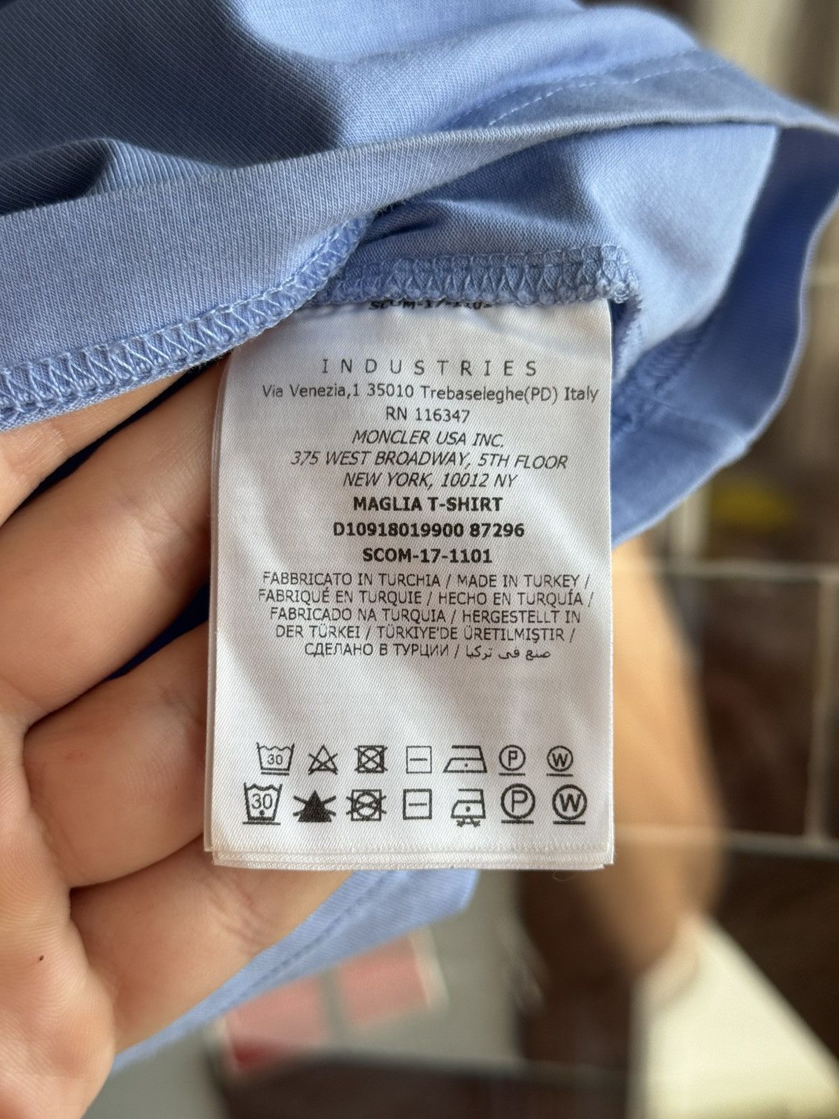 Moncler Moncler Blue luxury Tee Size US M / EU 48-50 / 2 - 10 Thumbnail