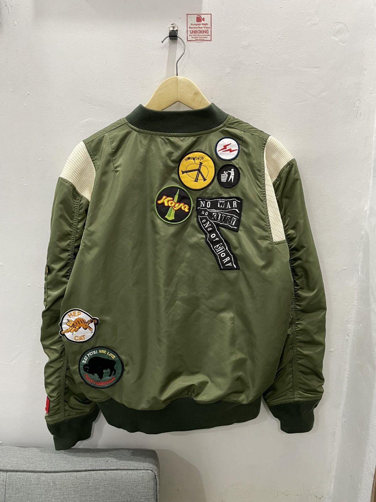 Alpha Industries × Stussy Stussy x alpha Industries Size US M / EU 48-50 / 2 - 3 Thumbnail