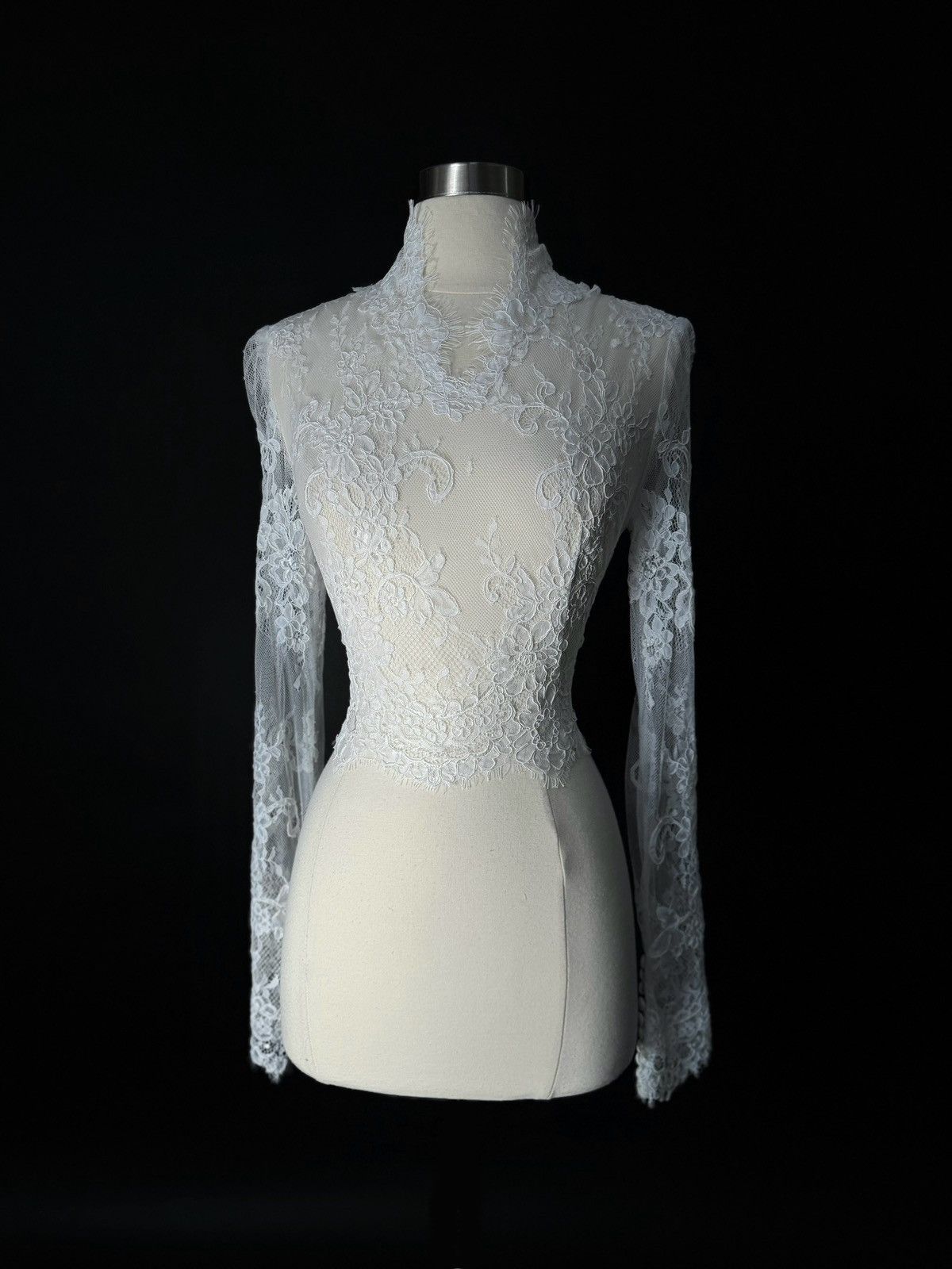 Other Preloved US 8 French Corded Lace Anna Augusta Bridal Top Size M / US 6-8 / IT 42-44 - 1 Thumbnail