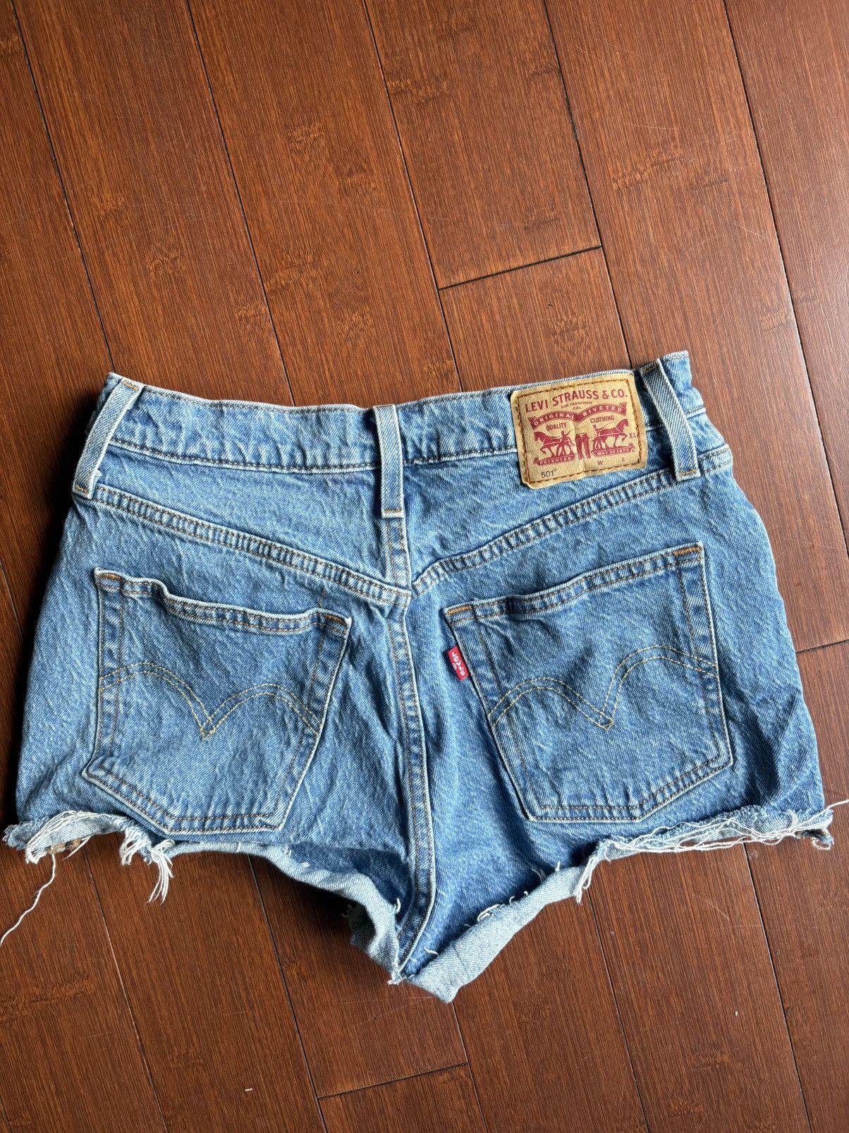 Levi's Vintage Levi Woman’s denim shorts Size 28" / US 6 / IT 42 - 1 Thumbnail