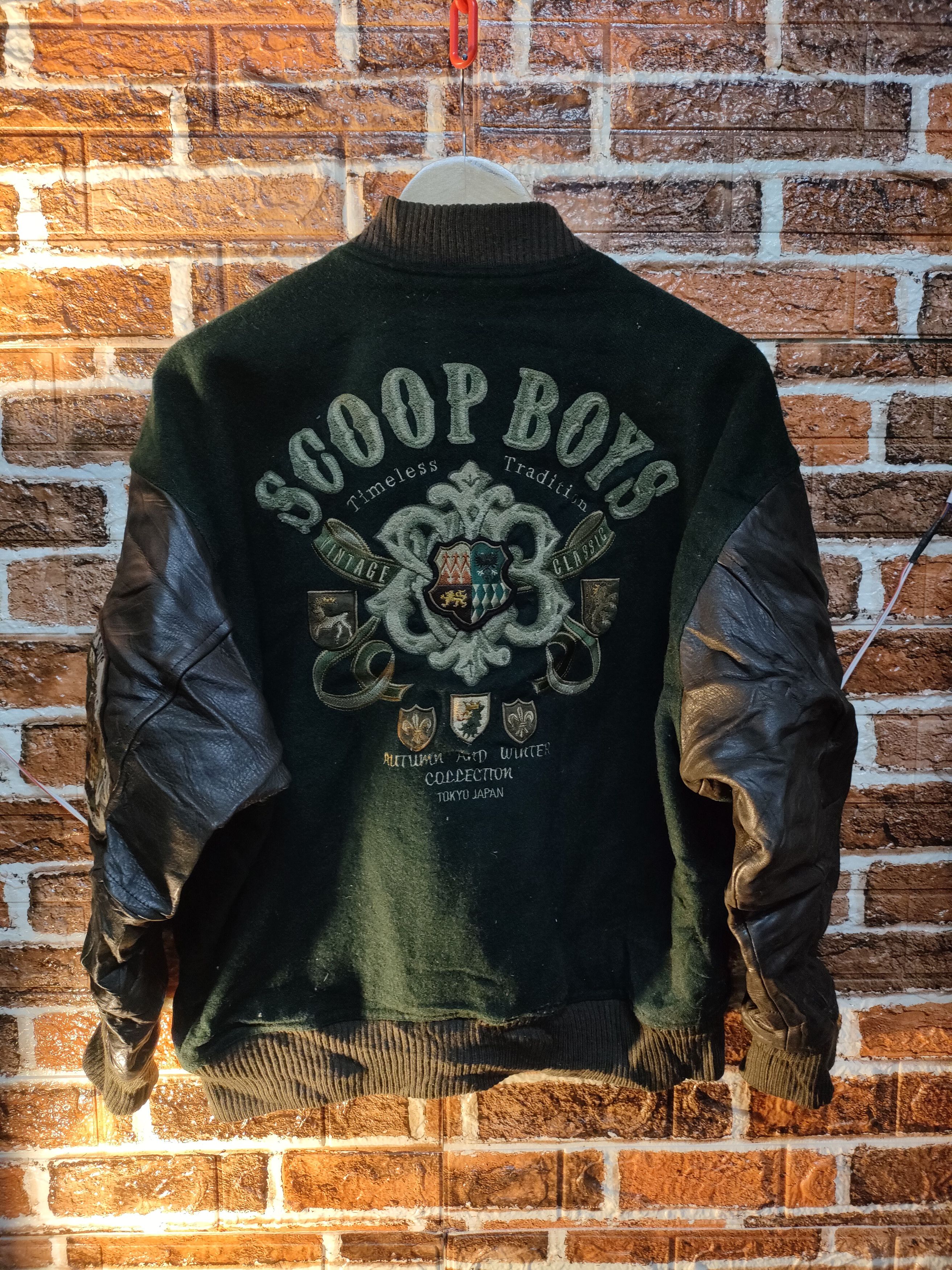 Vintage Vintage Varsity Scoop Boys Size US L / EU 52-54 / 3 - 1 Thumbnail