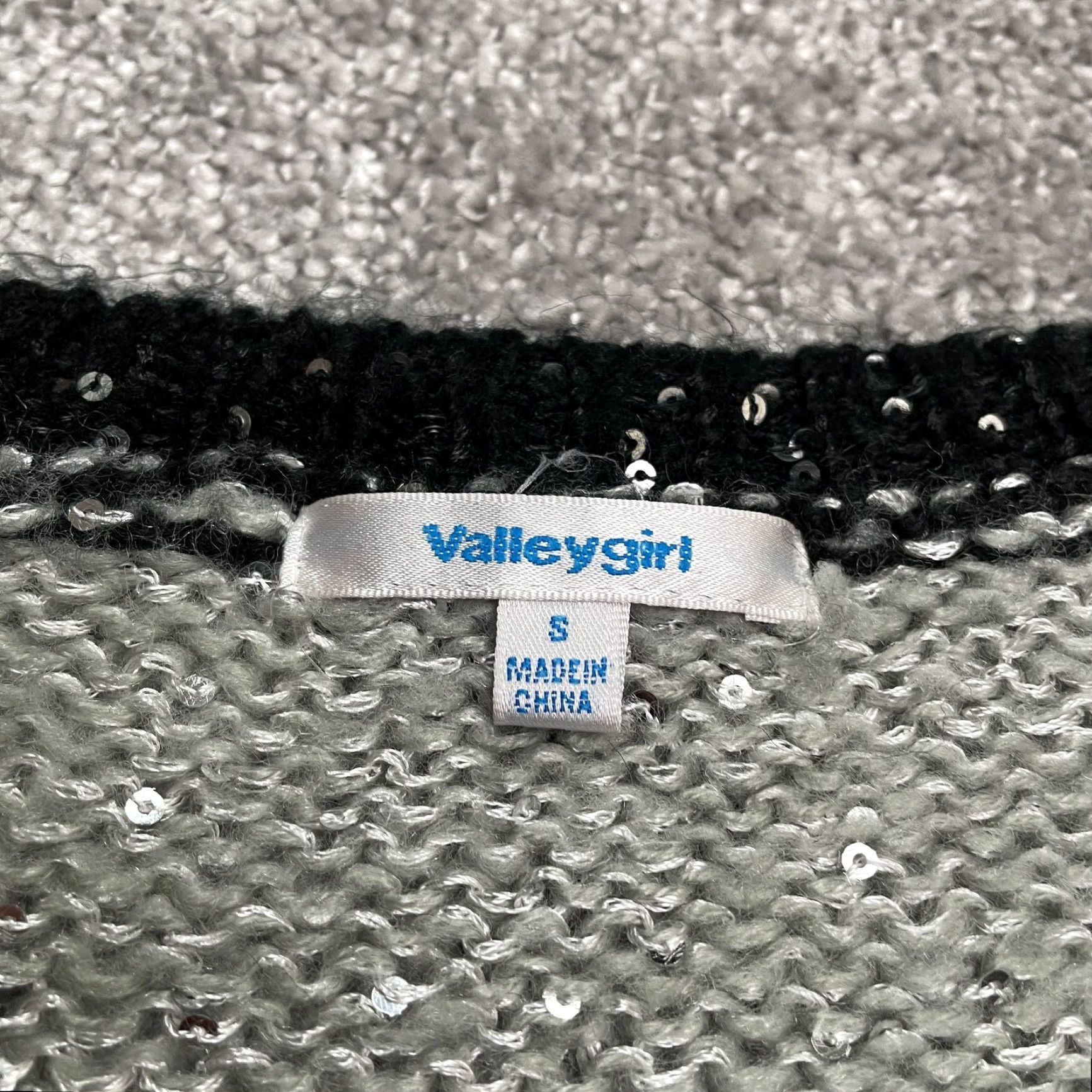 Vintage ValleyGirl Sequin Bull Pullover Sweater Womens Small Black Crew Neck Embellished Size S / US 4 / IT 40 - 6 Thumbnail