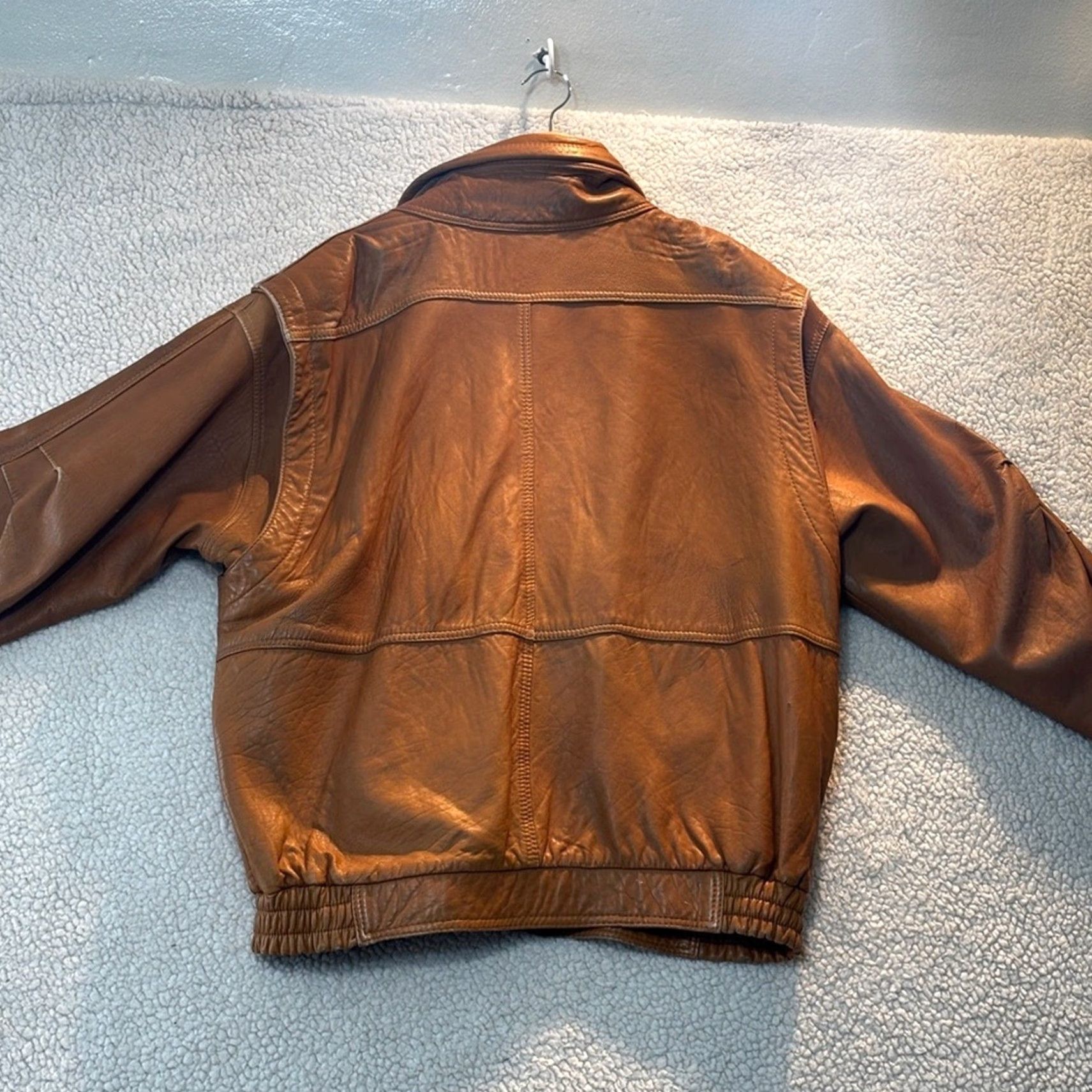 Vintage VINTAGE Club Bonjour Leather Bomber Jacket XL Unisex Adults Brown Raglan 1970s-80s Size US XL / EU 56 / 4 - 6 Thumbnail