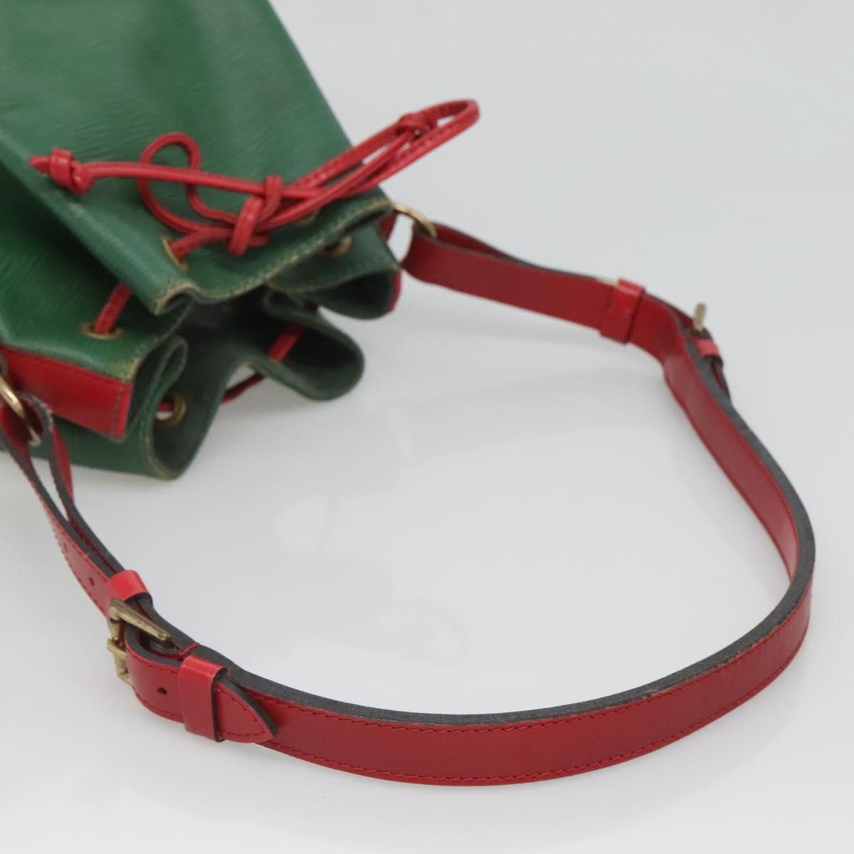 Louis Vuitton LOUIS VUITTON Epi Petit Noe Shoulder Bag Bicolor Green Red Size ONE SIZE - 7 Thumbnail