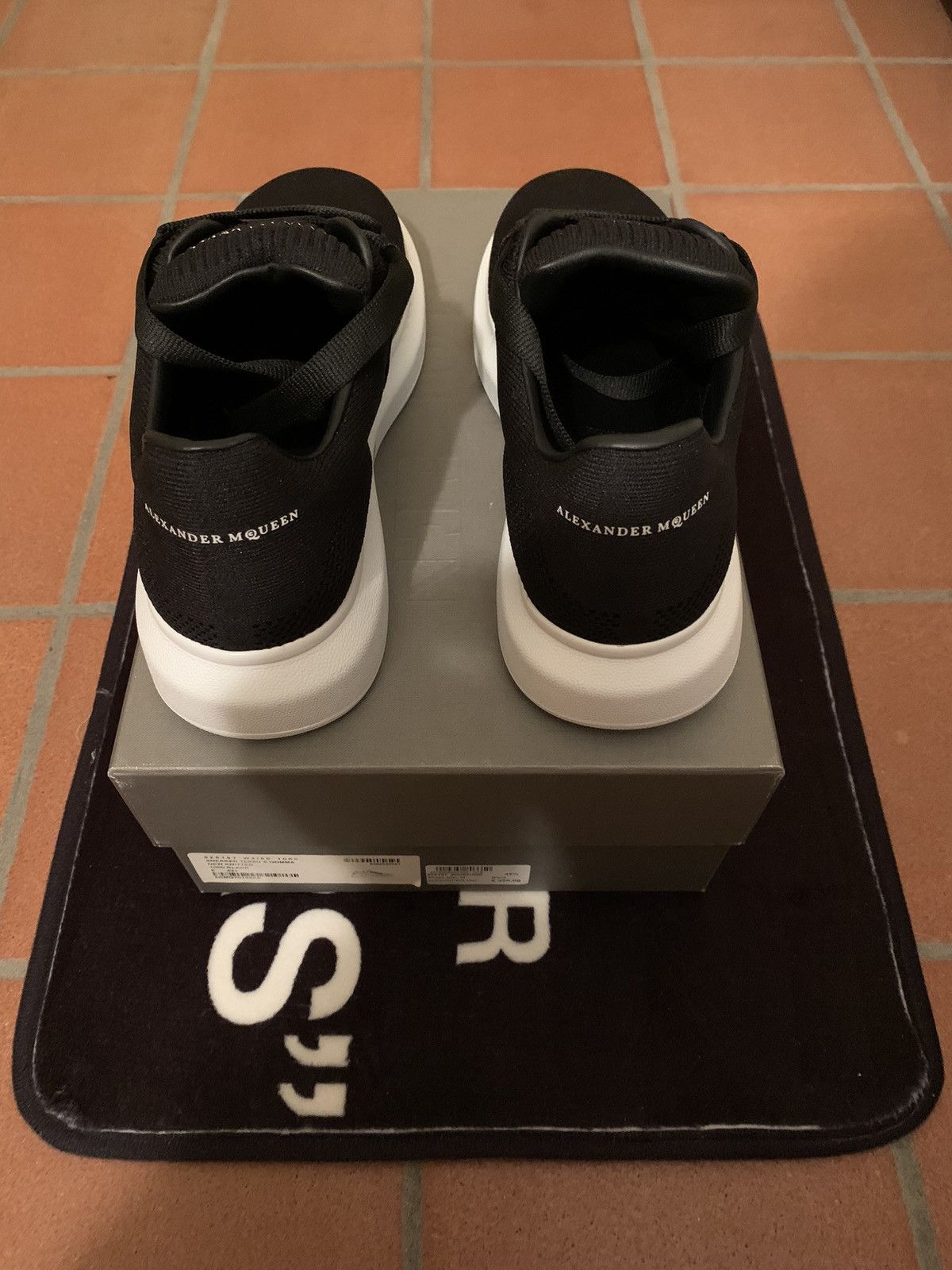 Alexander McQueen Alexander McQueen Oversized Sneakers Size US 9.5 / EU 42-43 - 8 Thumbnail