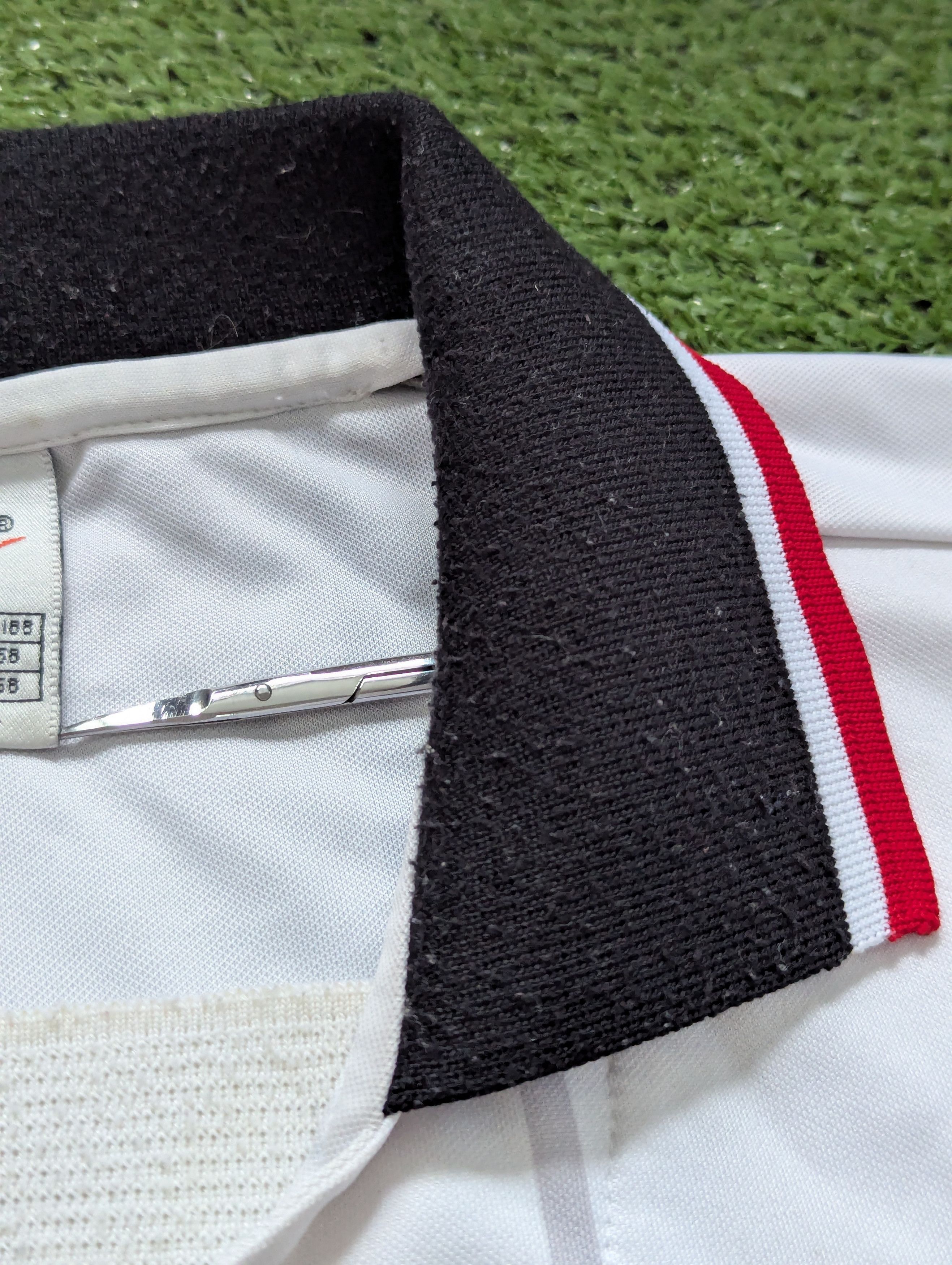 Nike RANGERS F.C. 1997/1998 AWAY FOOTBALL SHIRT JERSEY SZ XL NIKE Size US XL / EU 56 / 4 - 8 Thumbnail