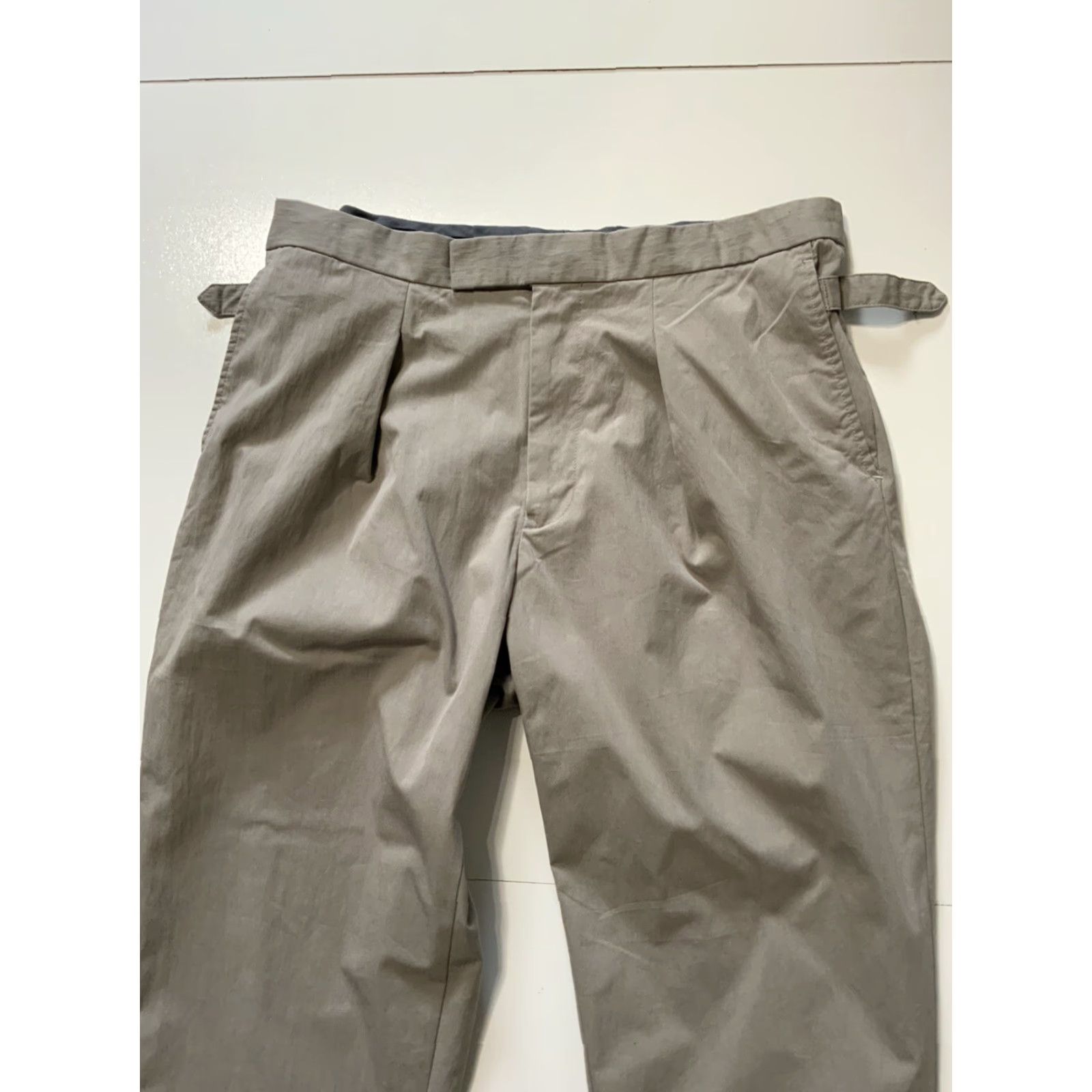 Vintage XX Four XXIV Japan Belted Strap Gray Pleated Japanese Chino Trouser Pants Sz. L Womens Pants Belted Strap Gray Pleated Chino Width 8 Inseam 28 Inseam Size US 33 - 4 Thumbnail