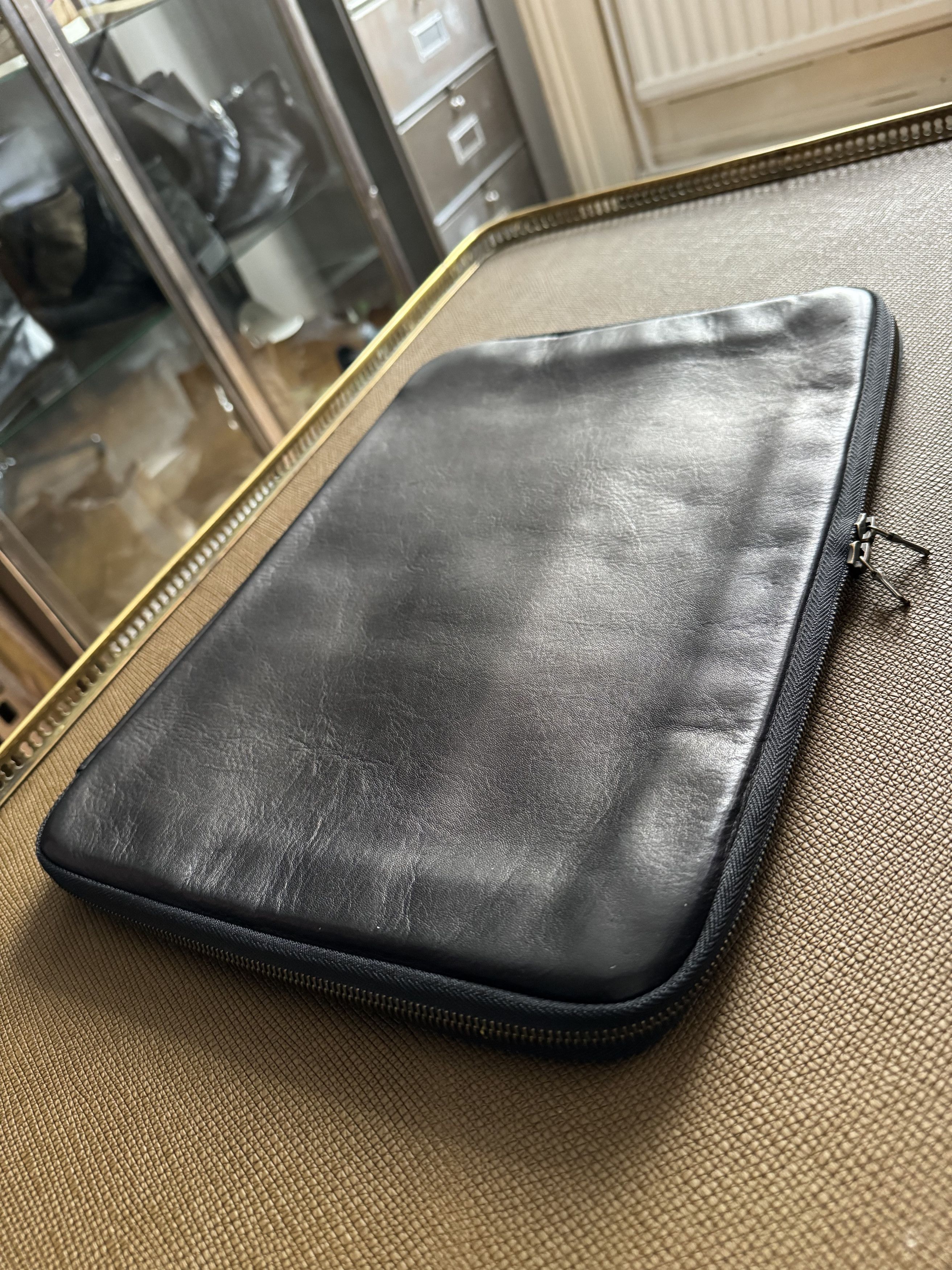 Isaac Reina Isaac Reina laptop case horse leather-NEW Size ONE SIZE - 2 Thumbnail