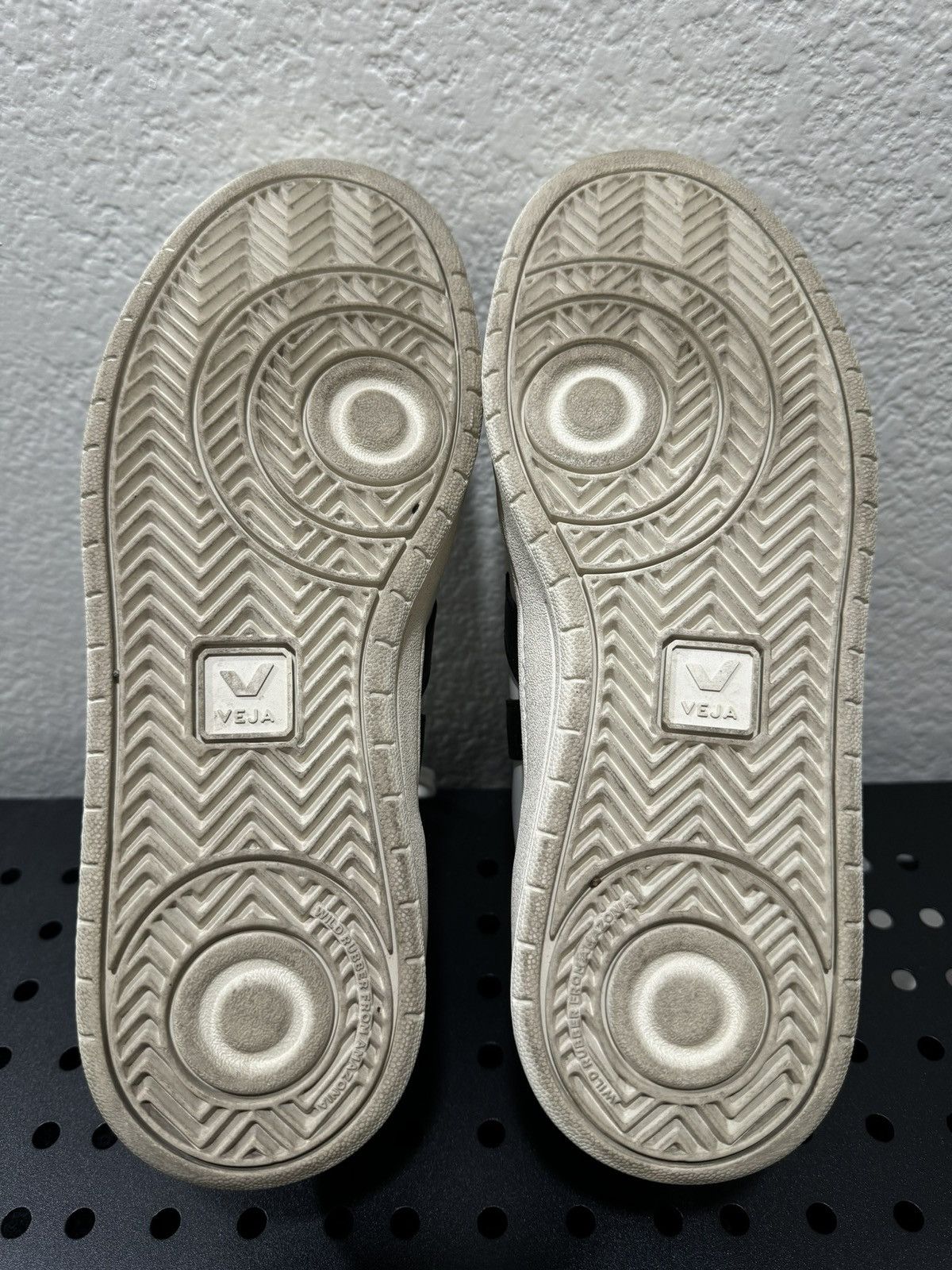 Veja VEJA V-10 Leather White Black Size US 8 / EU 41 - 5 Thumbnail