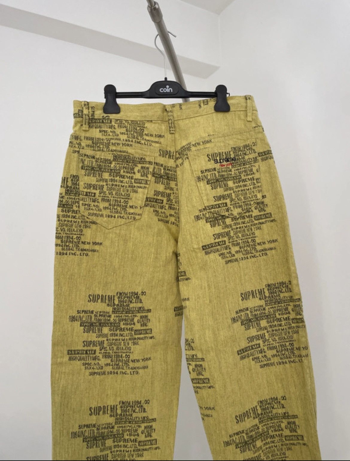Supreme Supreme Trademark Jacquard Baggy Jean Yellow Washed Size US 30 / EU 46 - 7 Thumbnail