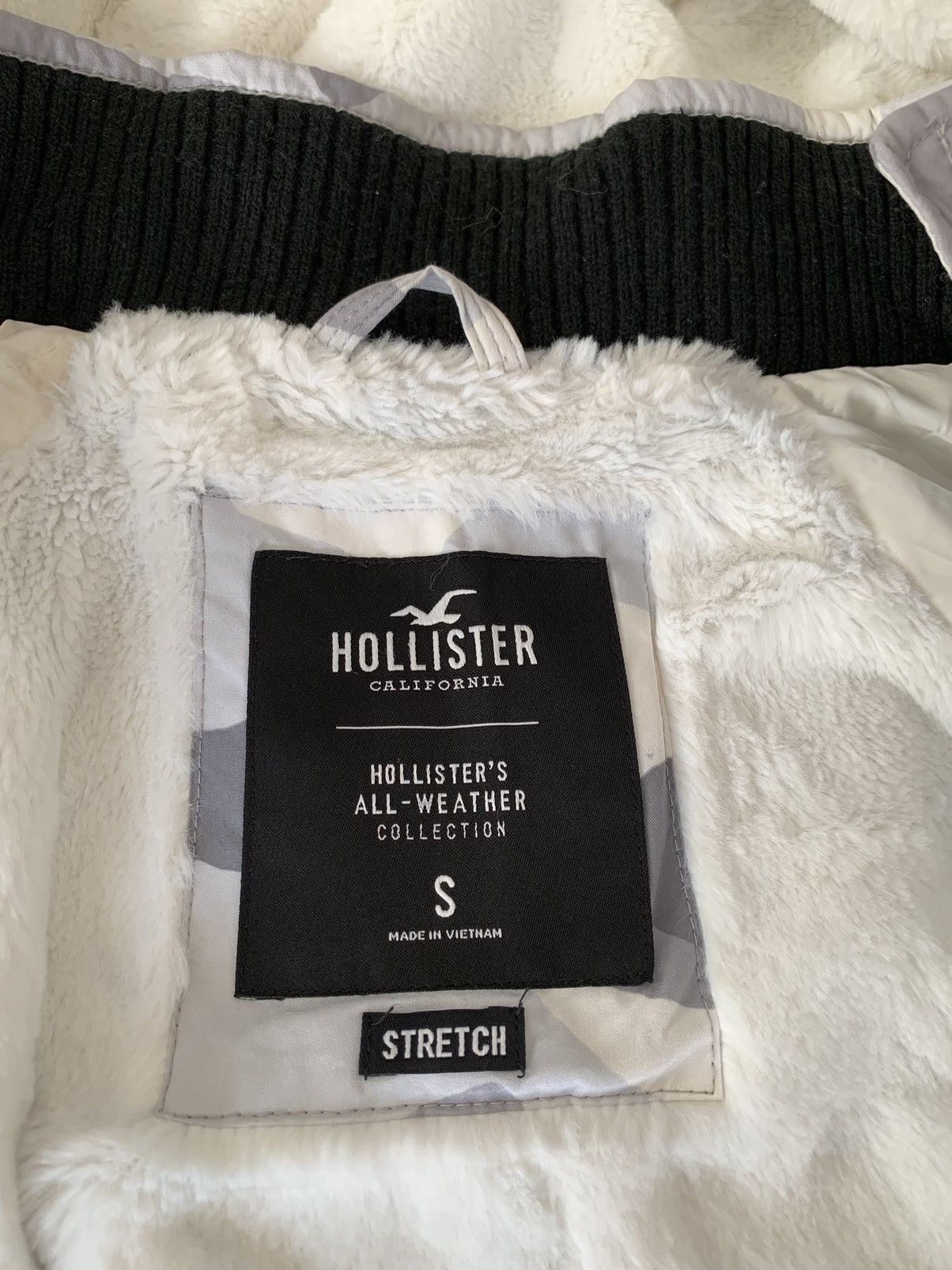 Hollister Hollister wmns Y2K faux fur jacket LGB Goa styled Size US S / EU 44-46 / 1 - 7 Thumbnail