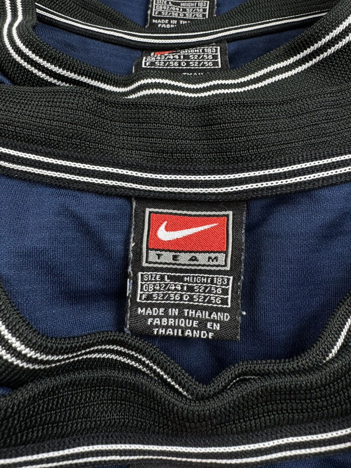 Nike Nike Team Soccer Kit Full Set 13 Goalkeeper Jerseys Long Sleeve Football Jerseys Size US L / EU 52-54 / 3 - 23 Thumbnail