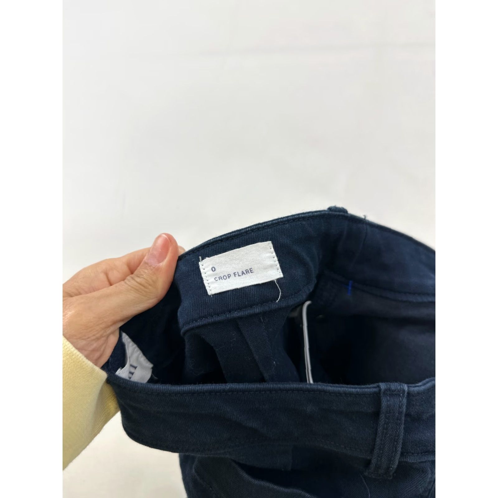 Gap Gap Jeans Women 0 Blue Cropped Flare Pockets High Rise Button Fly Stretch Dark Wash Denim Adults Womens Size 25" / US 0 / IT 36 - 5 Thumbnail