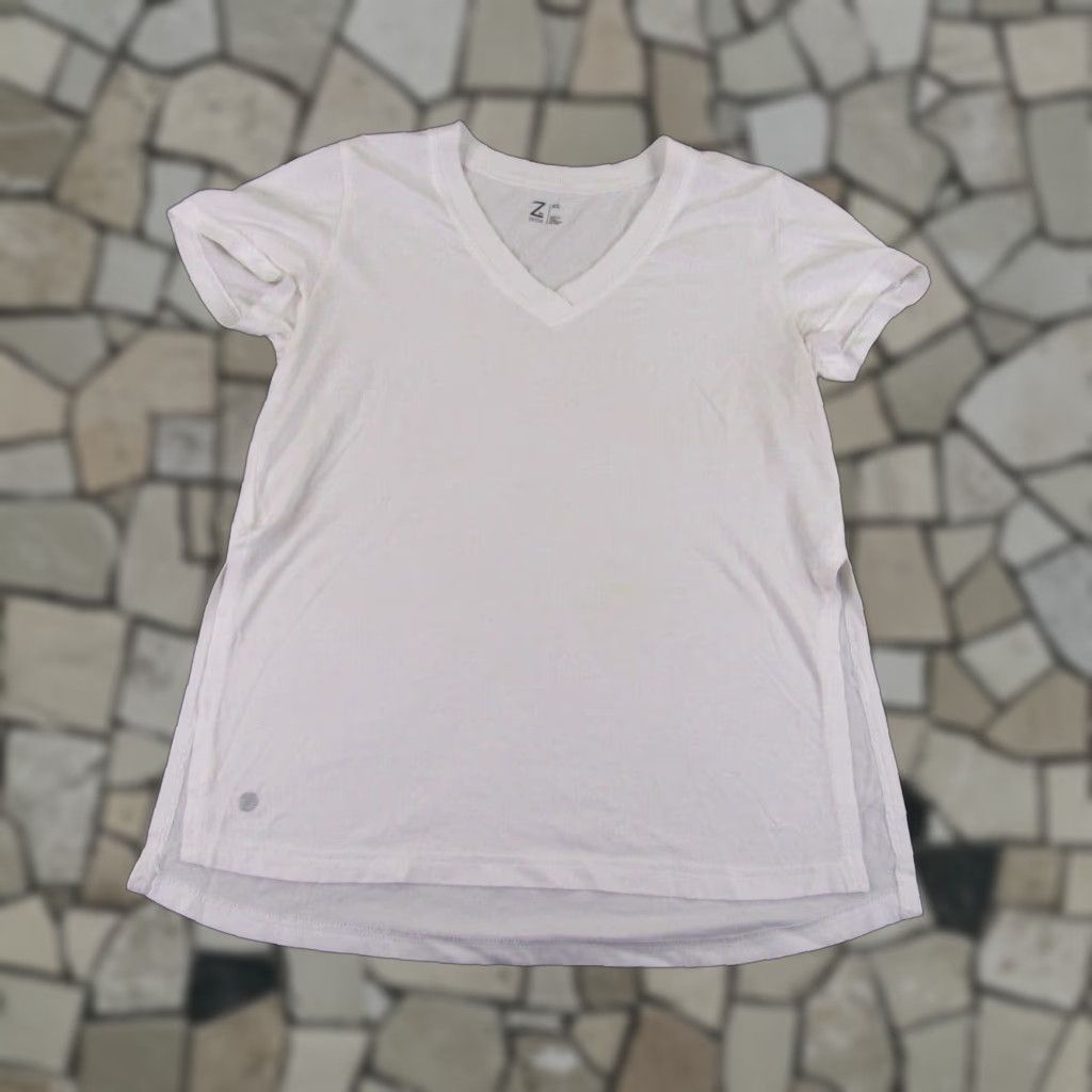 Vintage VINTAGE Not Applicable - Zella Shirt Womens XS White V-Neck Athletic T-Shirt Adult XS White Basic Breathable Casual Sport 2010s Womens Size XS / US 0-2 / IT 36-38 - 1 Thumbnail