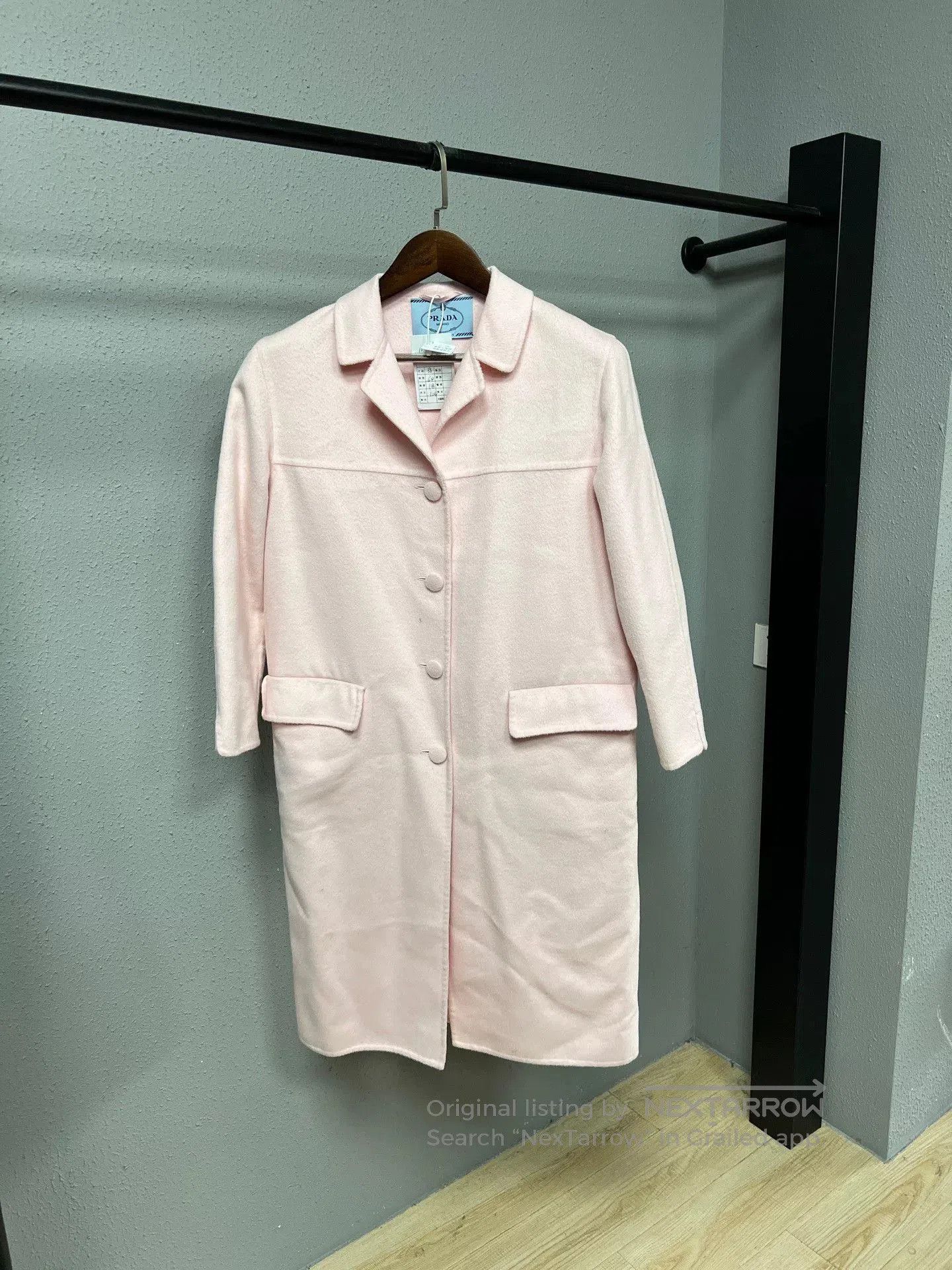 Prada pink cashmere coat by Prada. Size S / US 4 / IT 40 - 1 Thumbnail