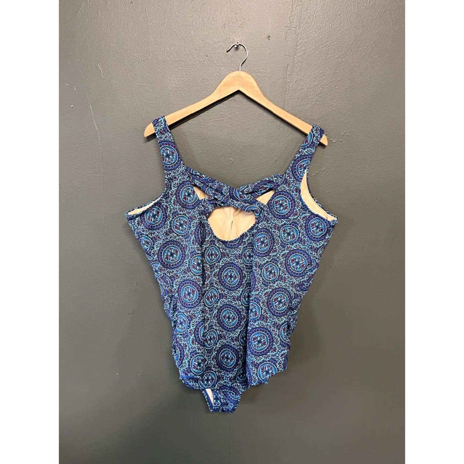 Lands' End Lands' End Womens One Piece Swimsuit Blue Sleeveless Size 16 Regular Size ONE SIZE - 2 Thumbnail