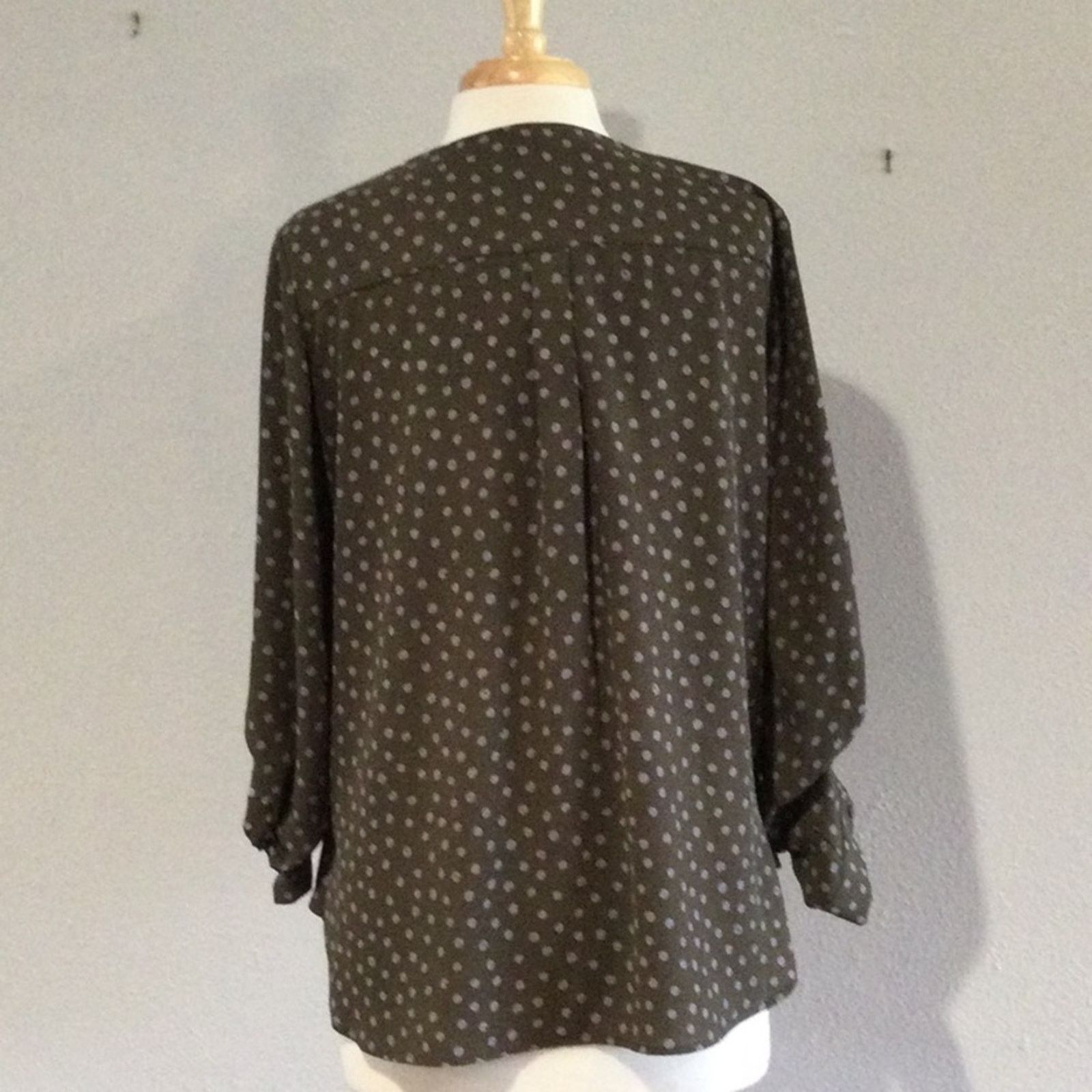 Other Pleione Olive & Lilac Rolltab Sleeve Faux Wrap Blouse Size M Size M / US 6-8 / IT 42-44 - 10 Thumbnail