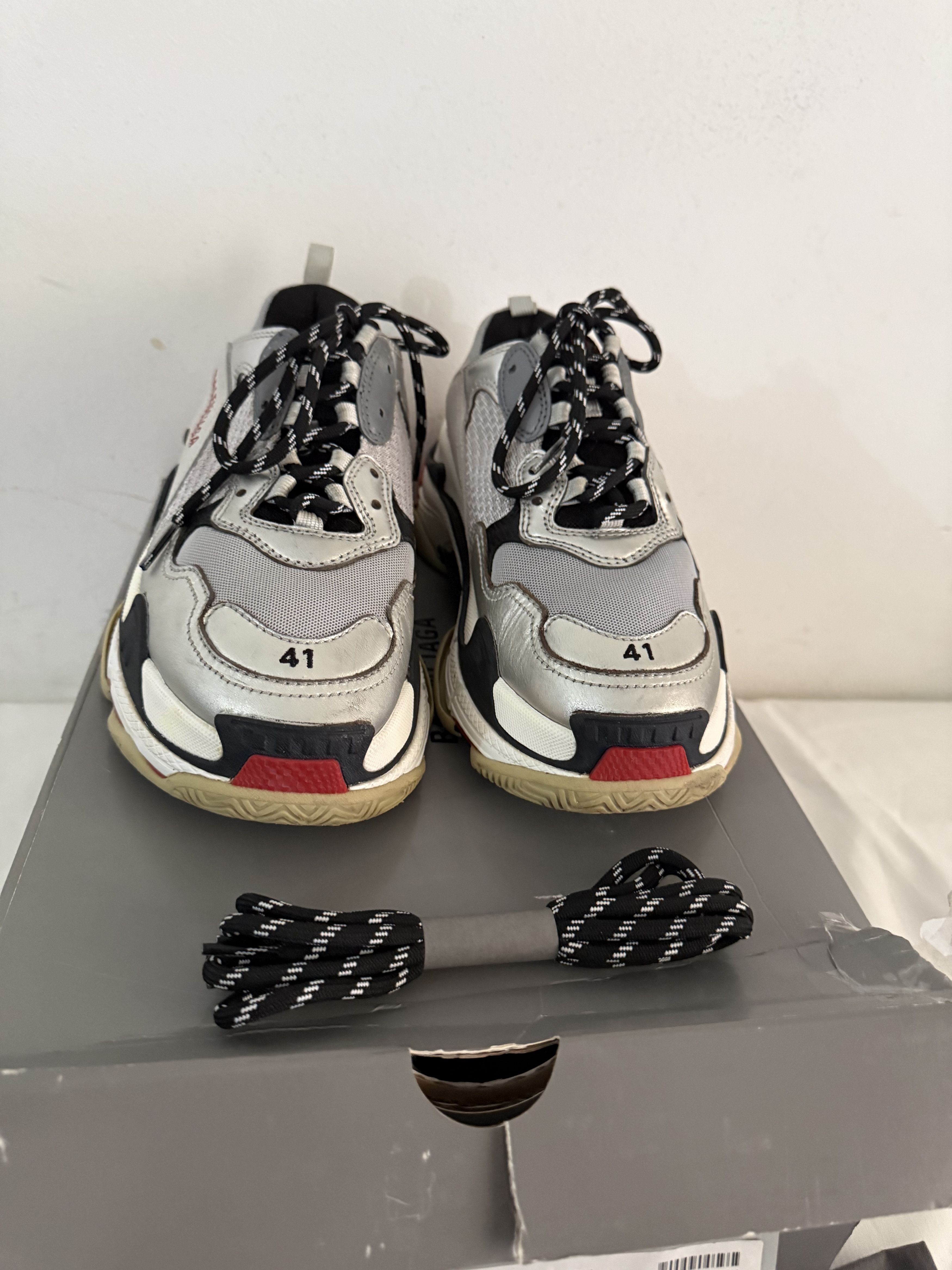Balenciaga Balenciaga Triple S Sneakers Size US 8 / EU 41 - 2 Thumbnail