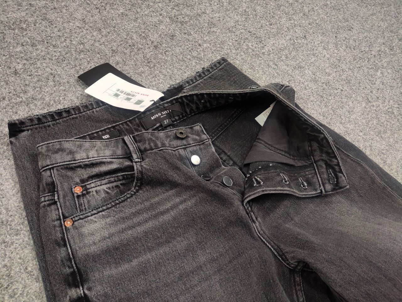 Miss Sixty Miss Sixty Vicki Mom Black Faded Denim Jeans Vtg Y2K Style Size 27" / US 4 / IT 40 - 11 Thumbnail