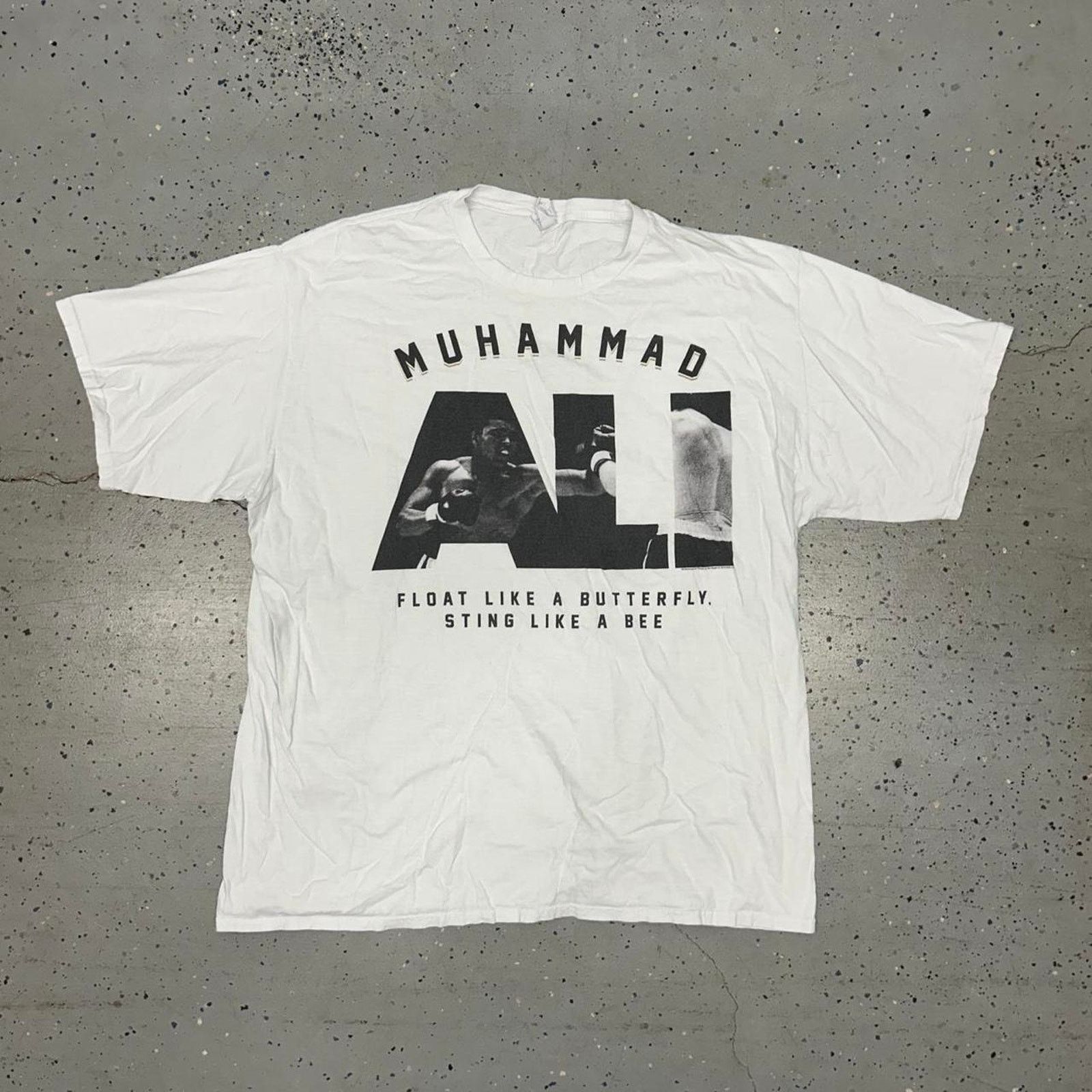 Other Y2K Muhammad Ali boxing tee, white with black graphics Size US XXL / EU 58 / 5 - 1 Thumbnail