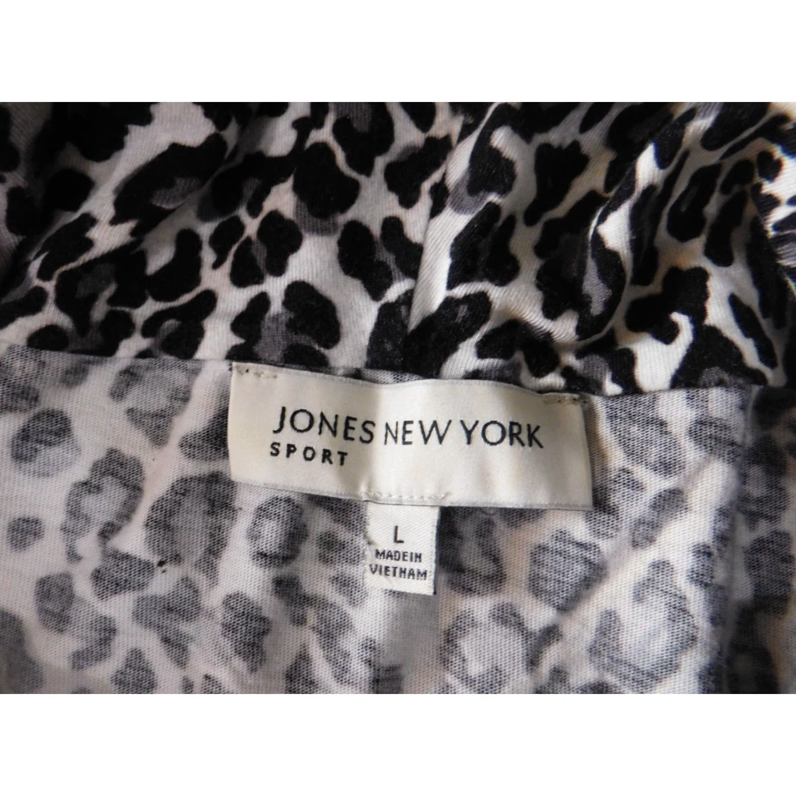 Jones New York Jones New York Blouse Shirt Womens L Gray Animal Print Turtleneck Pullover Stretch Casual Top Size L / US 10 / IT 46 - 7 Thumbnail