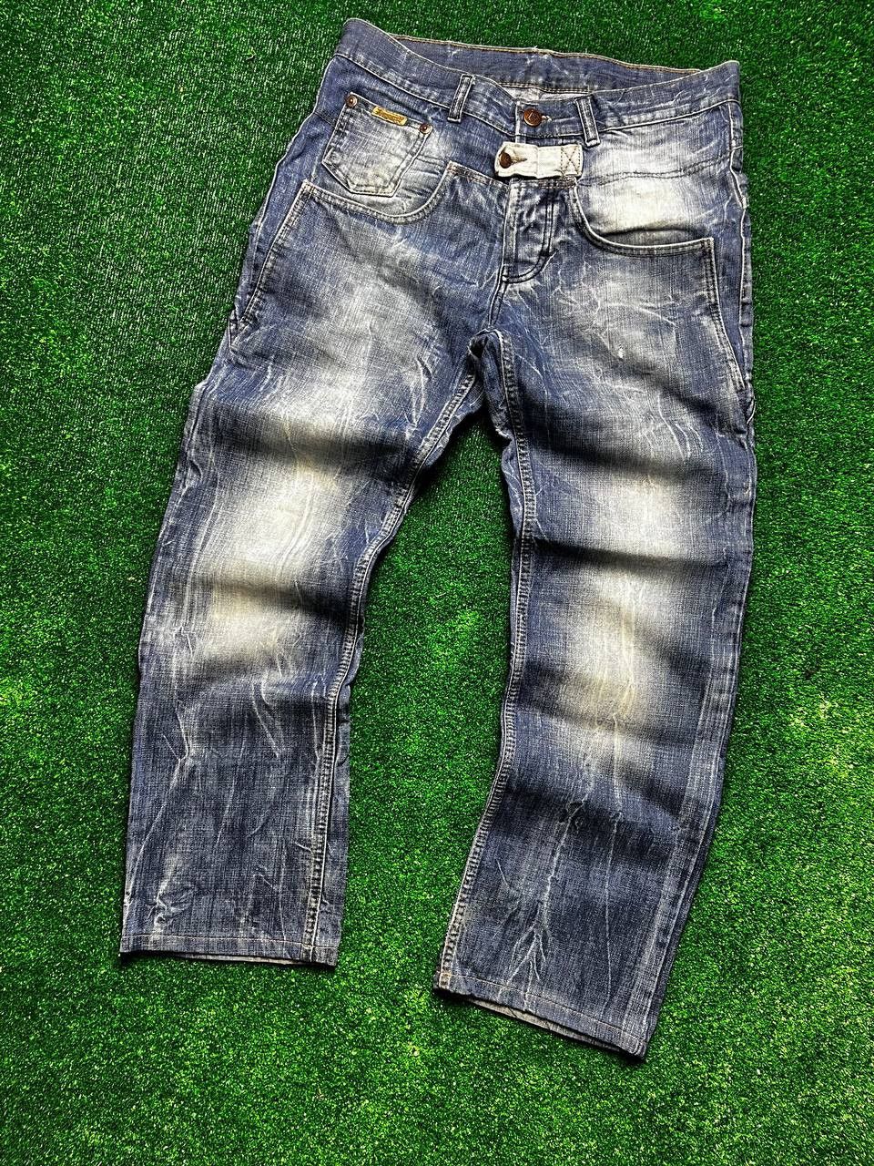 Dsquared2 Very Rare ! Dsquared2 Big Logo Jeans Made in Italy Denim Size US 34 / EU 50 - 3 Thumbnail